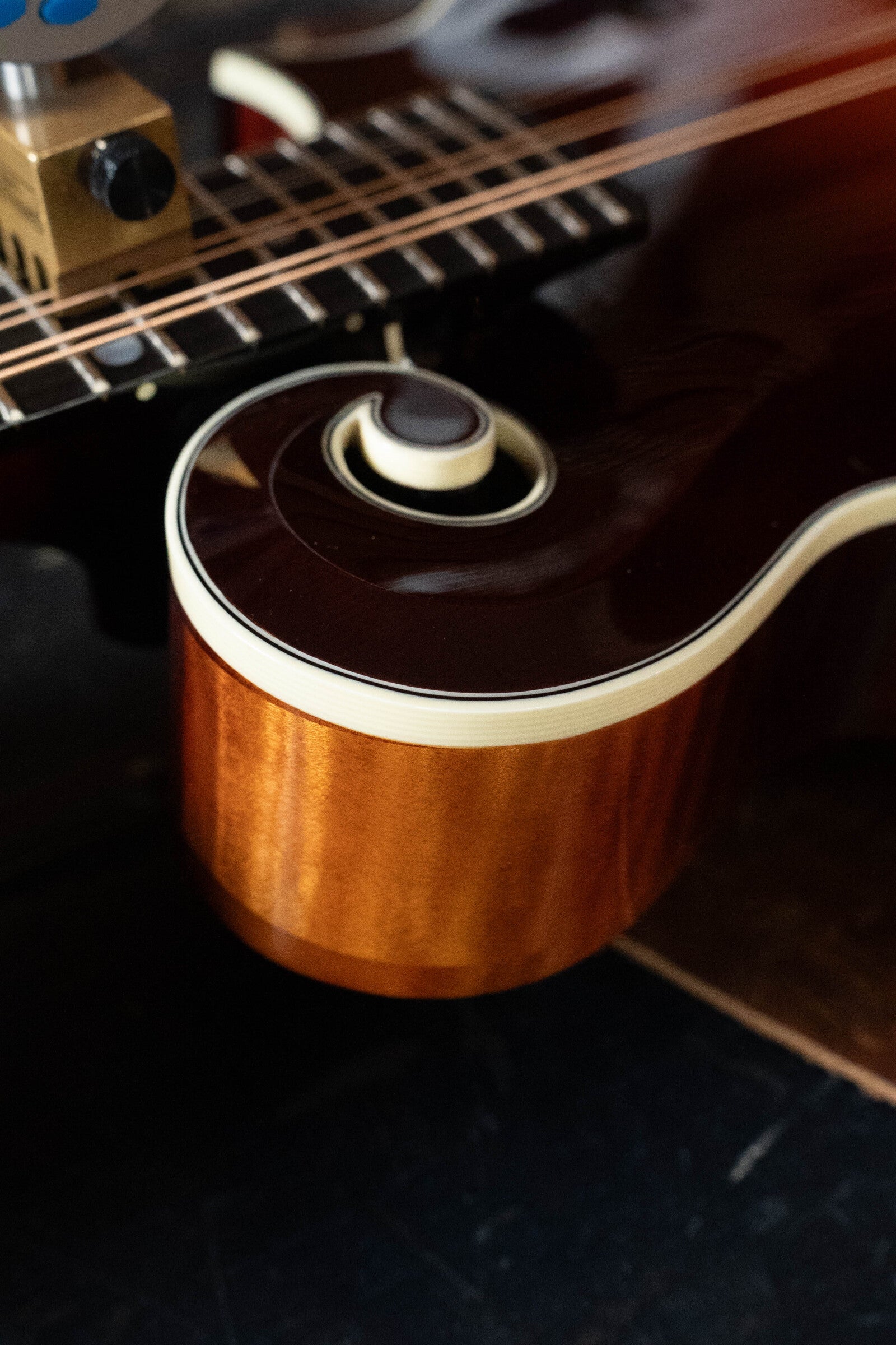 Gibson Custom Shop F-5G Modern Collection Dark Burst F-Style Mandolin #0022