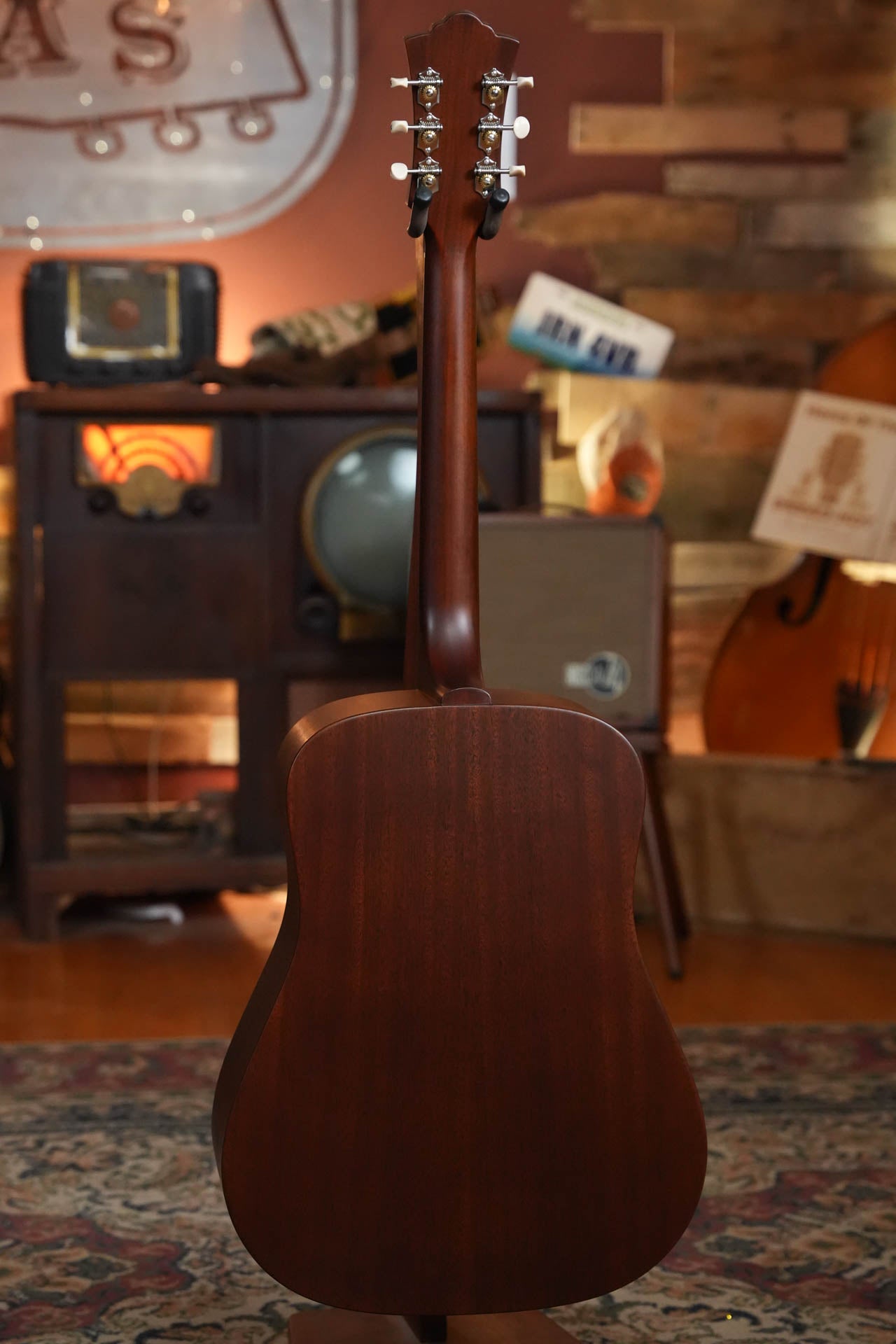 Guild D-20 Dreadnought Acoustic Guitar #0740