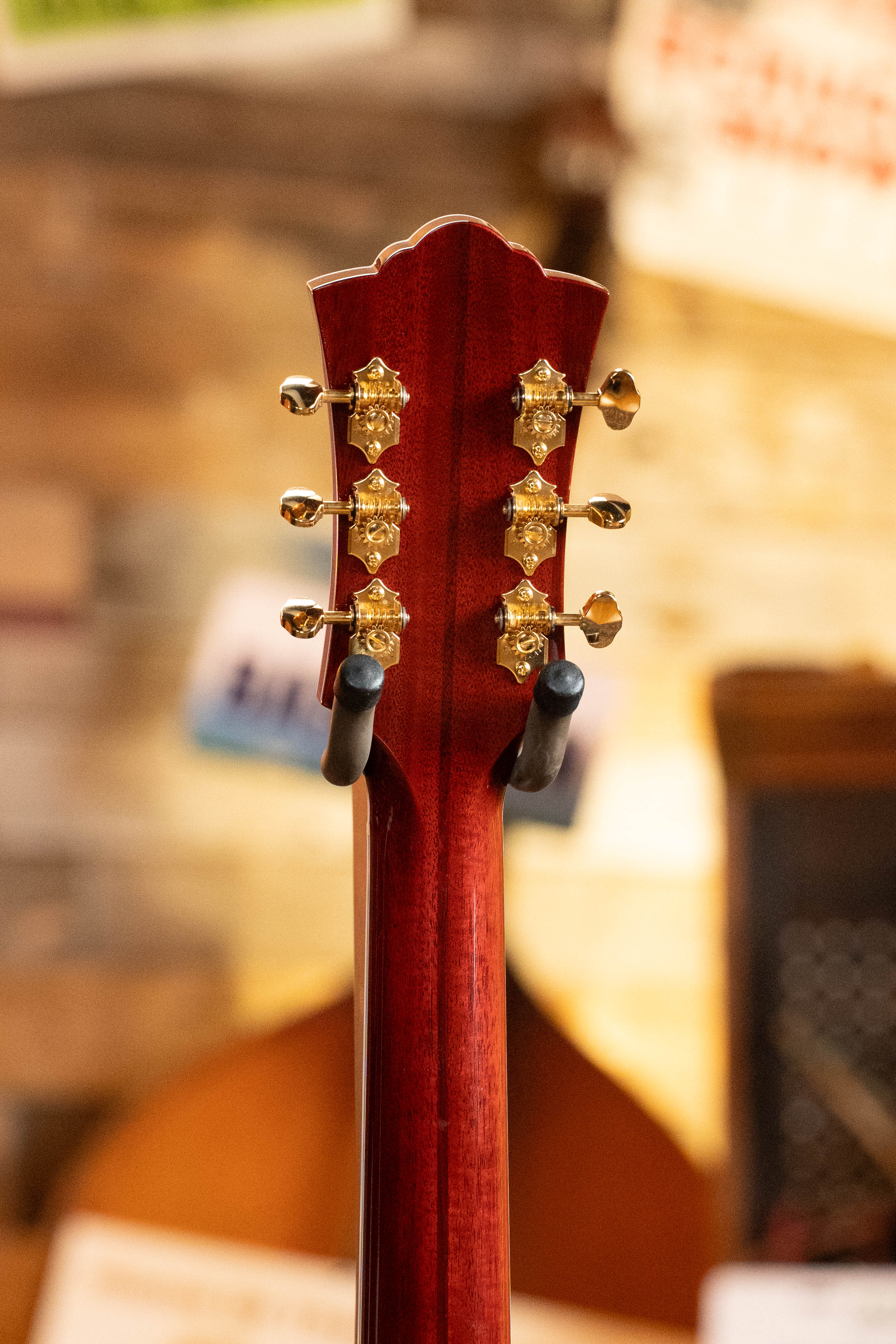Guild D-55E Sitka/Rosewood Antique Burst Cutaway Dreadnought Guitar w/LR Baggs Pickup #0987