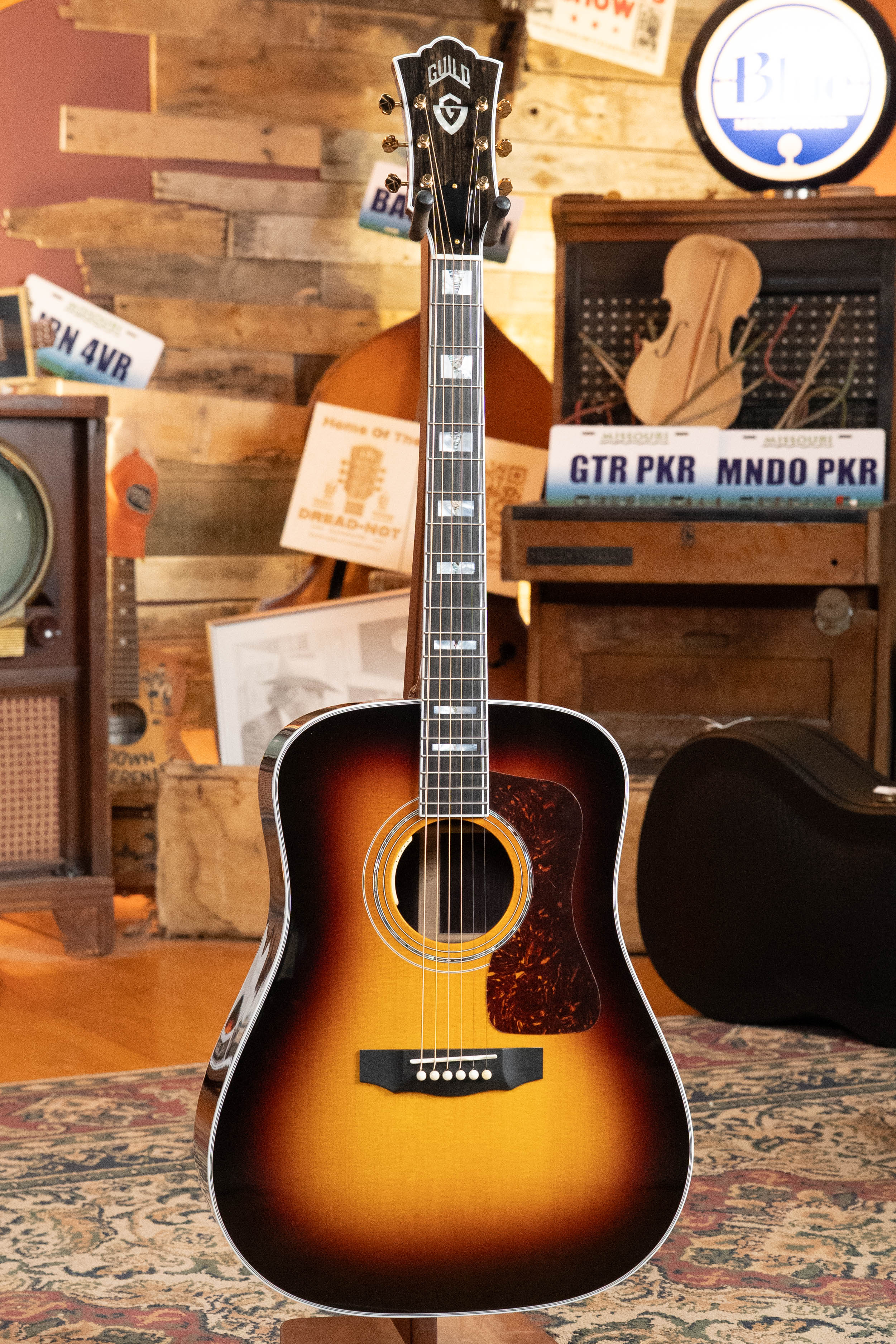 Guild D-55E Sitka/Rosewood Antique Burst Cutaway Dreadnought Guitar w/LR Baggs Pickup #0987