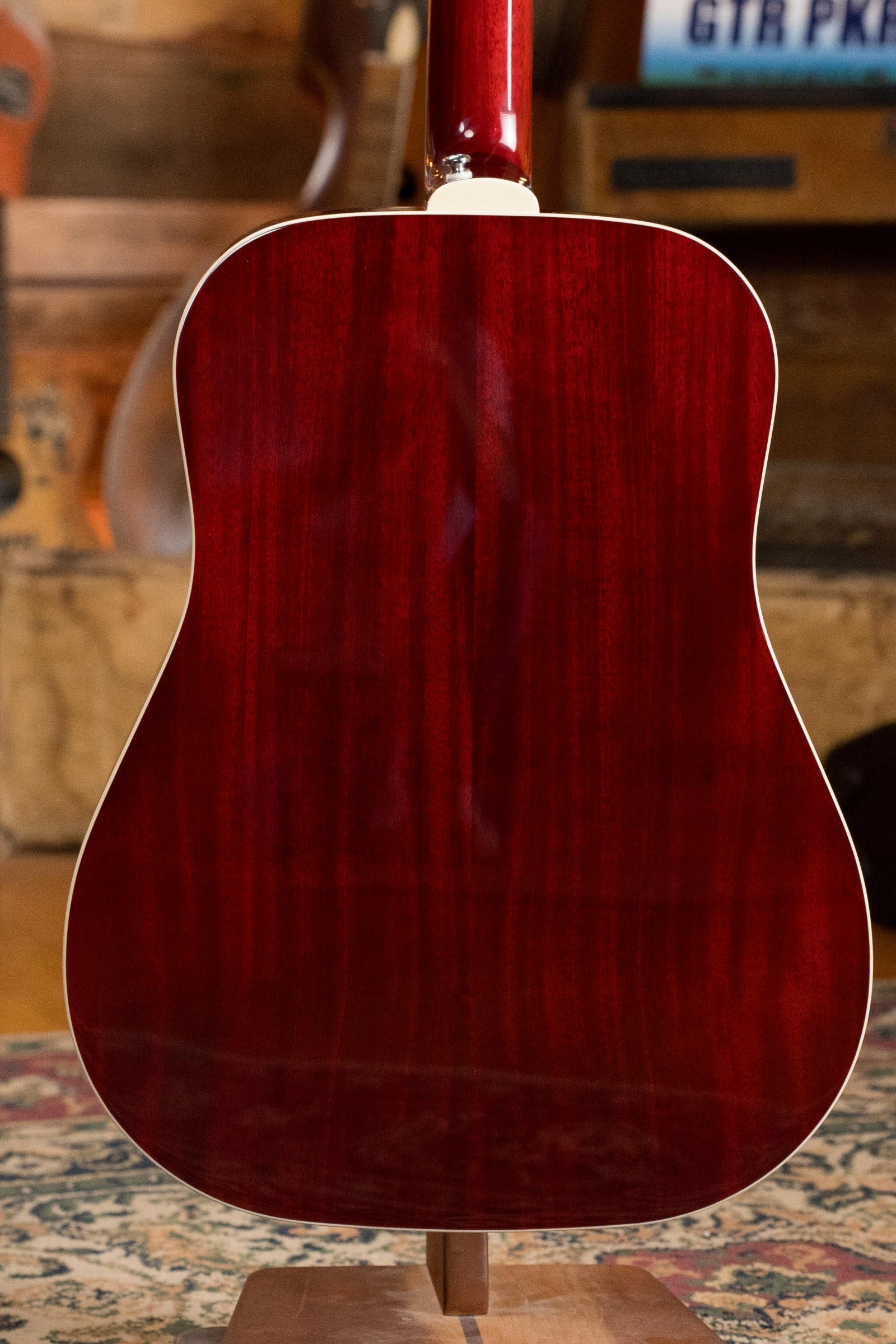 Guild D-140 Sitka/African Mahogany Cherry Burst Dreadnought Acoustic Guitar #4622
