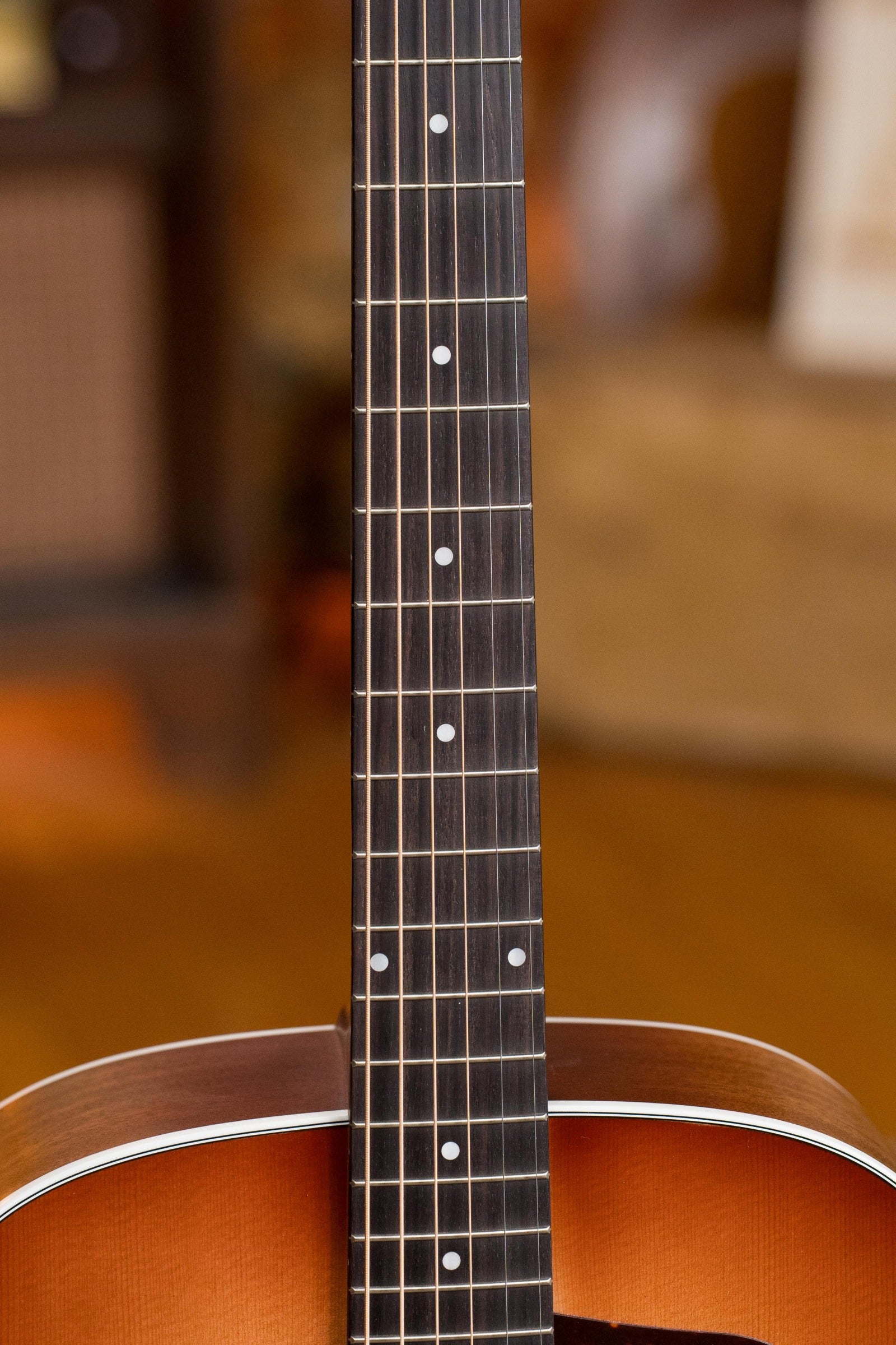 Guild D-40 Standard Sitka/Mahogany Pacific Sunset Burst Dreadnought Acoustic Guitar #0277