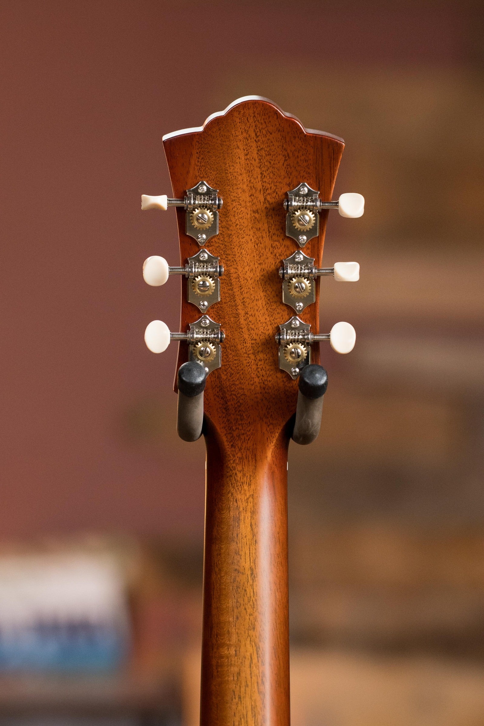 Guild D-40 Standard Sitka/Mahogany Pacific Sunset Burst Dreadnought Acoustic Guitar #0277