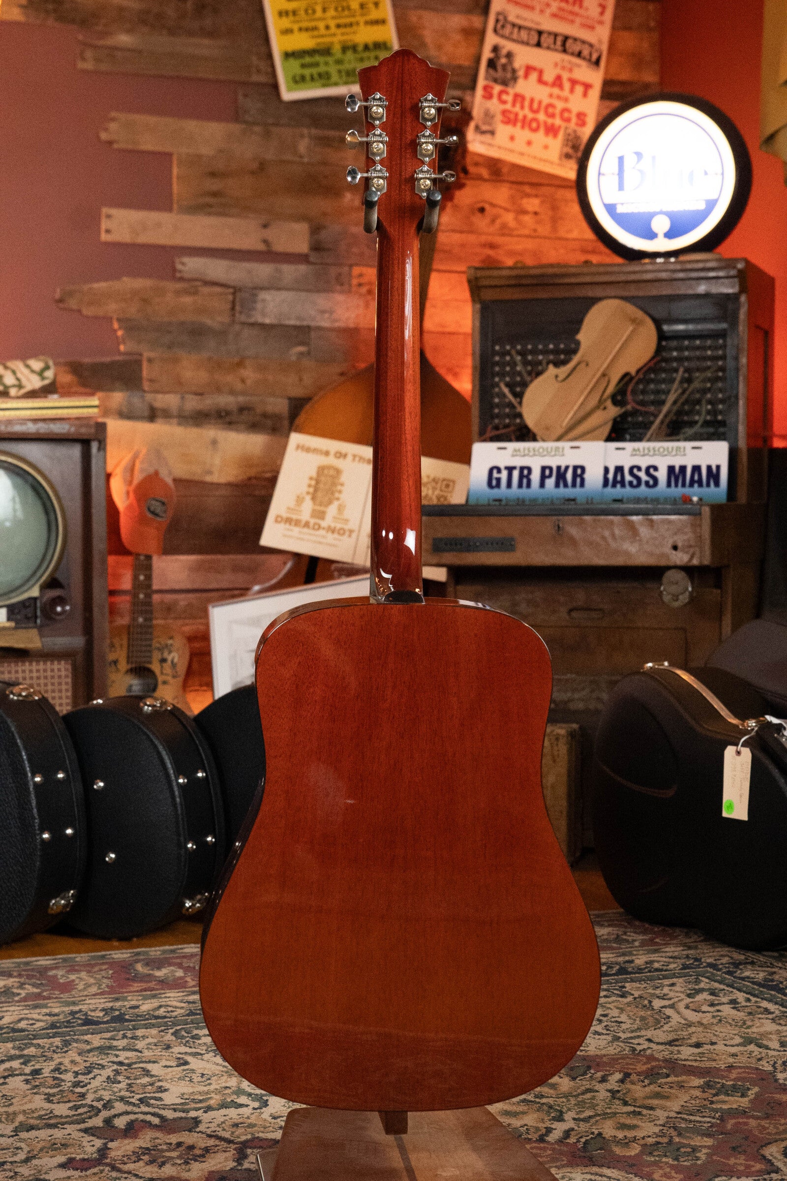 Guild D-40 Traditional Sitka/Mahogany Natural Dreadnought Acoustic Guitar #0467