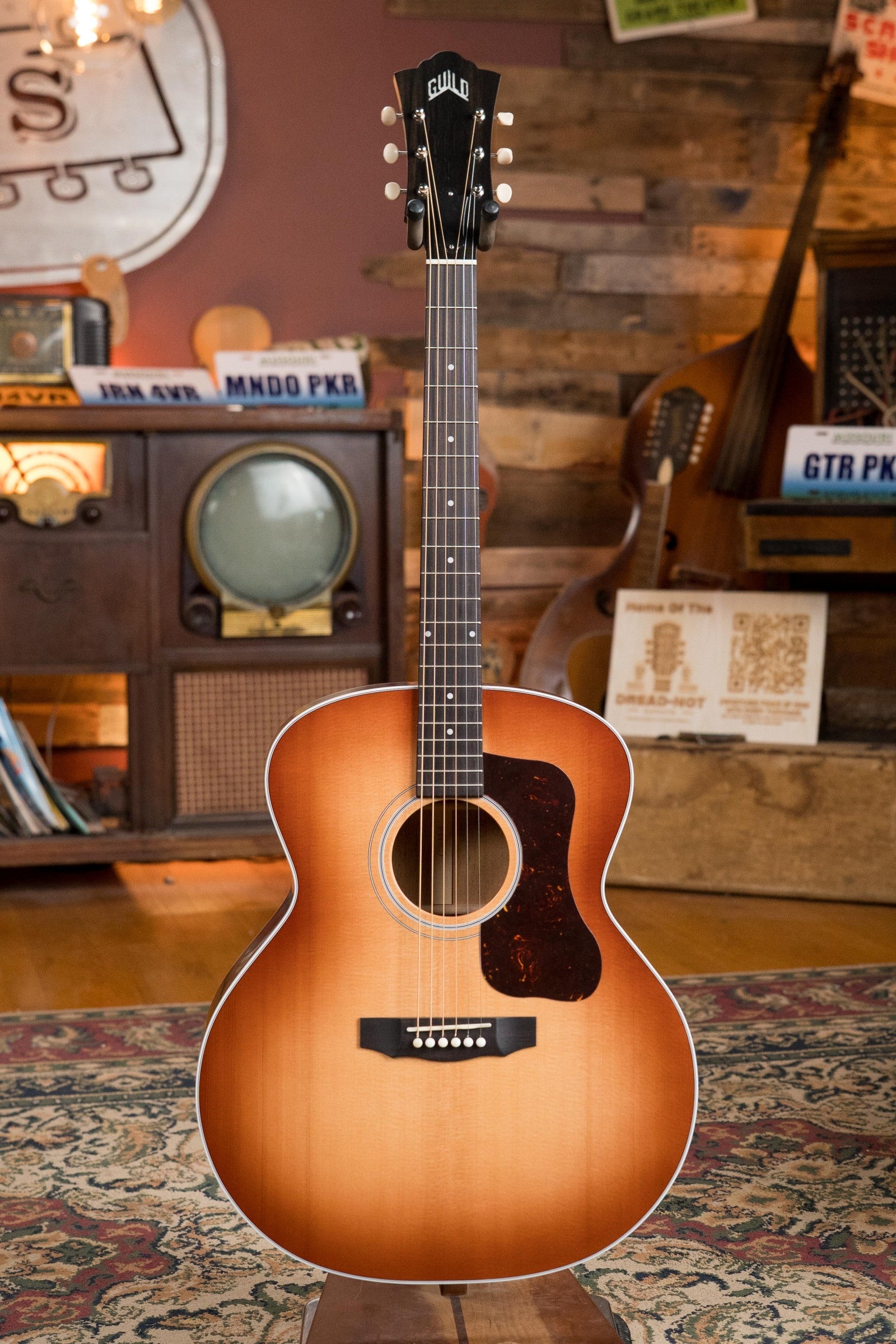 Guild F-40 Standard Sitka/Mahogany Pacific Sunset Burst Jumbo Acoustic Guitar #0068