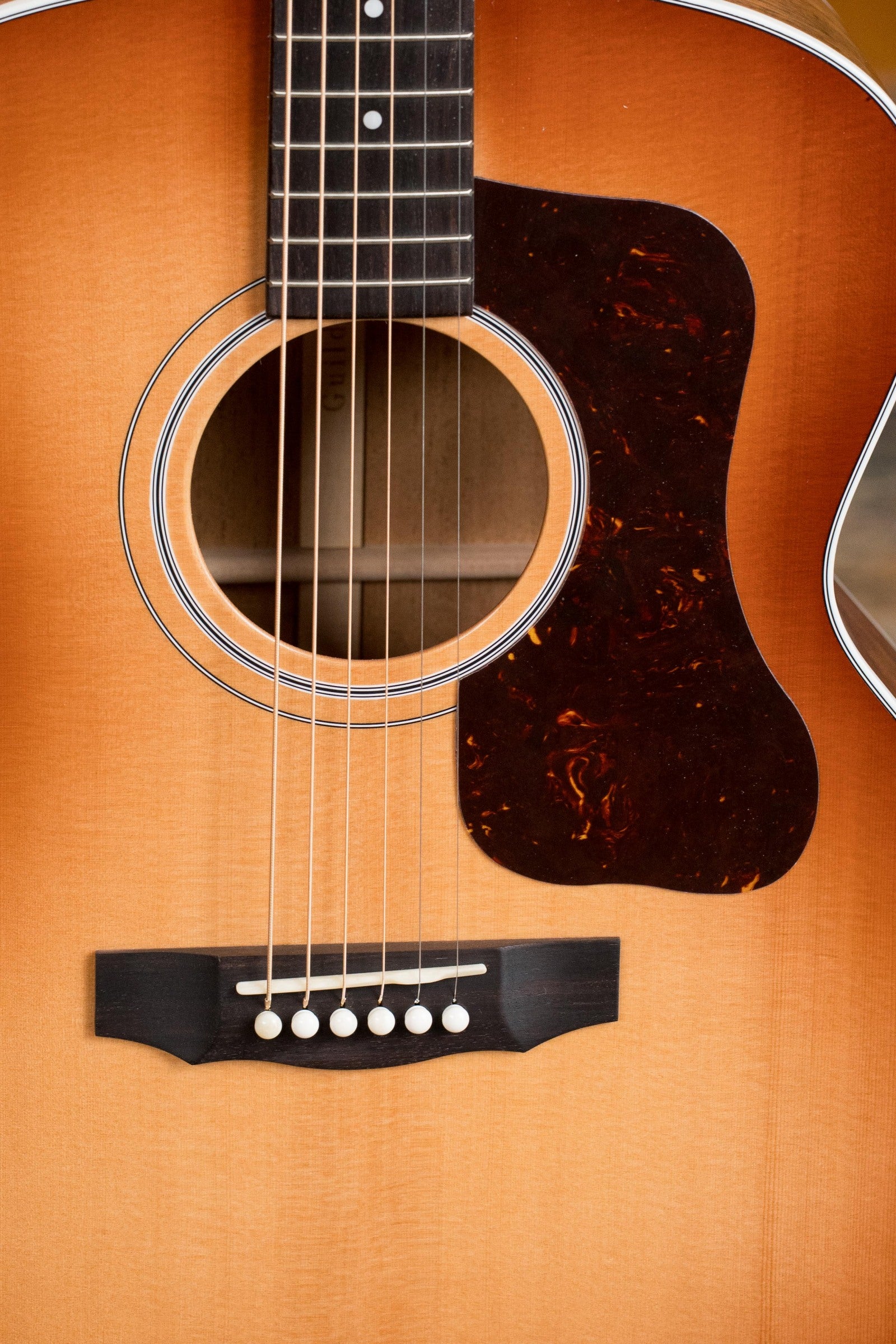 Guild F-40 Standard Sitka/Mahogany Pacific Sunset Burst Jumbo Acoustic Guitar #0068