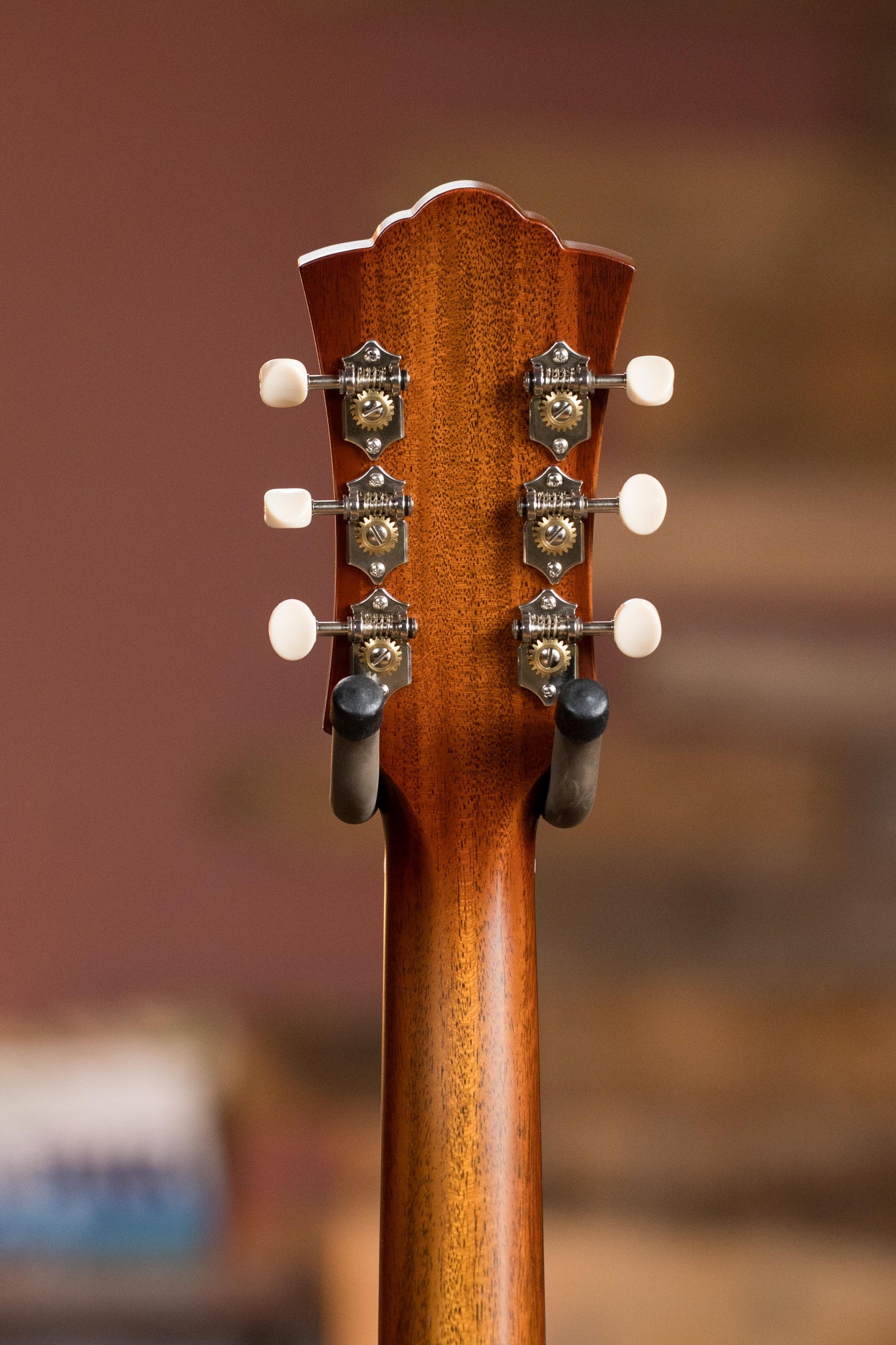 Guild F-40 Standard Sitka/Mahogany Pacific Sunset Burst Jumbo Acoustic Guitar #0068