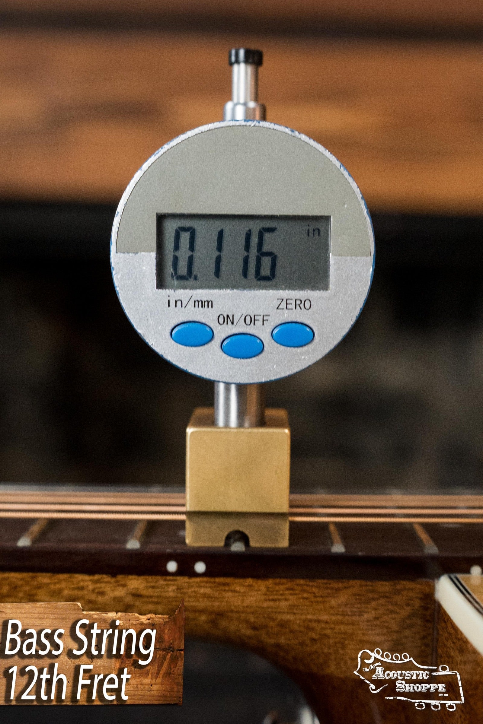 Guild OM-140CE Sitka/African Mahogany Natural OM Cutaway Guitar w/Electronics #4964