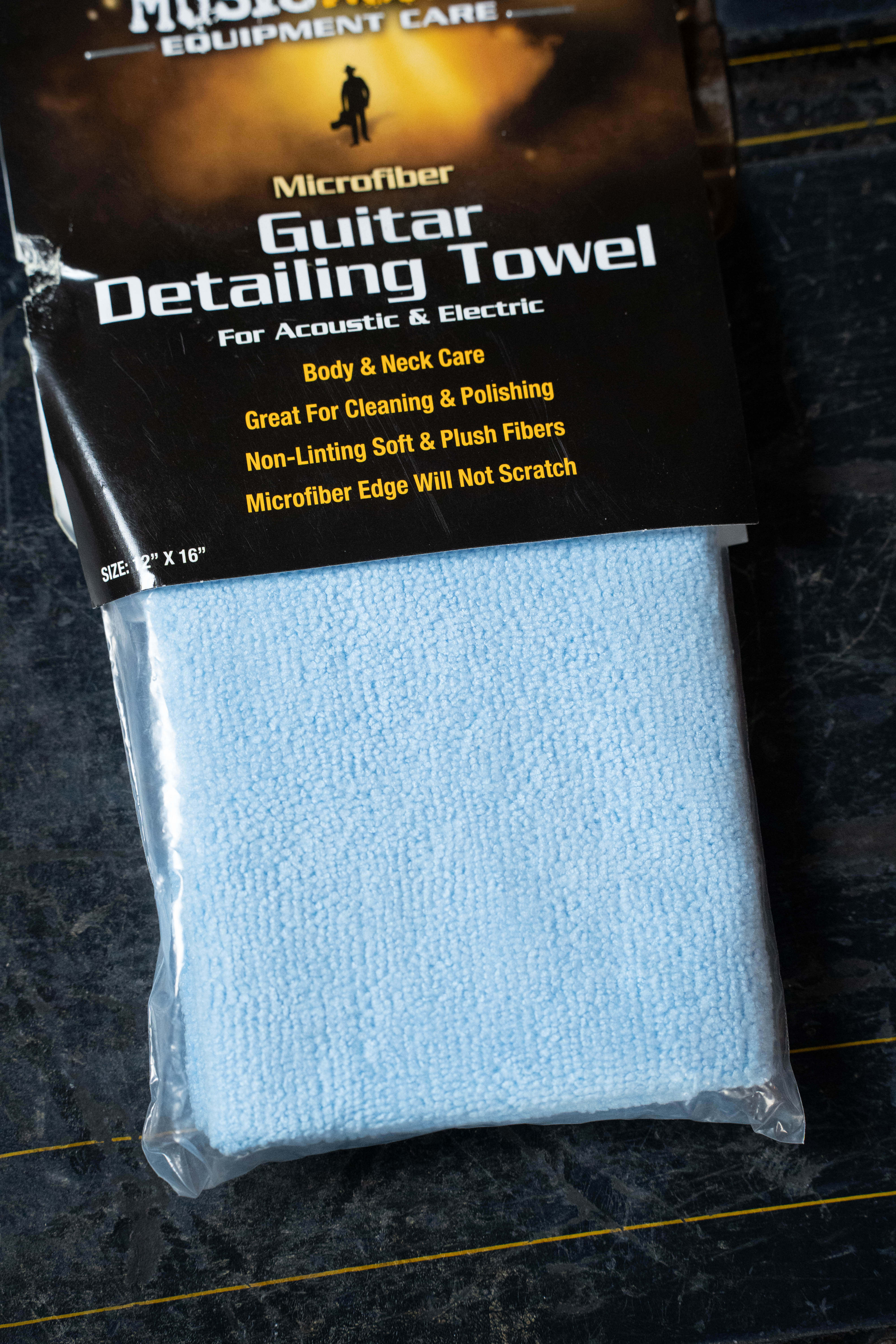 Music Nomad Microfiber Guitar Detailing Cloth (MN202)