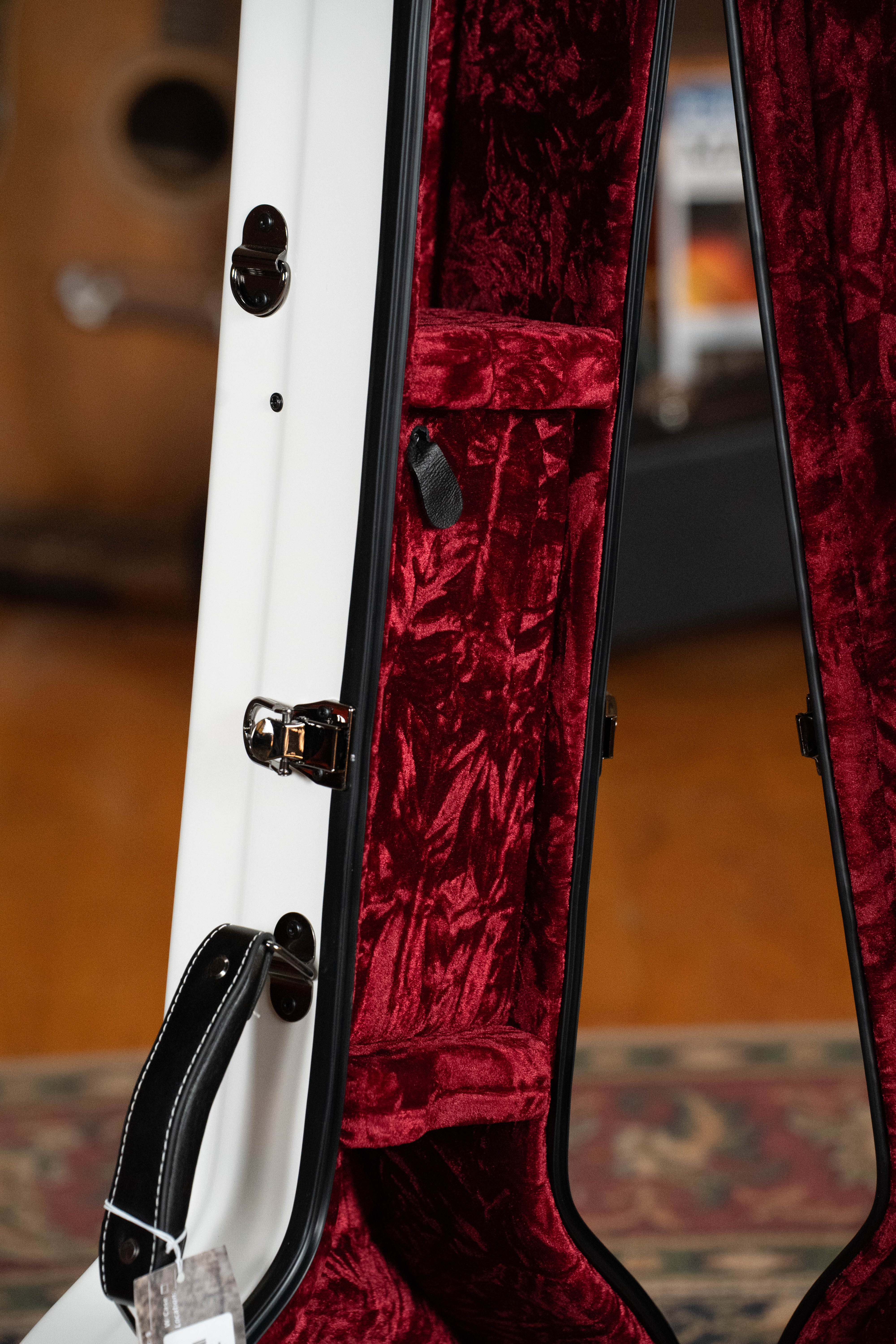 Gold Tone HDFB16 14" Resonator Banjo White Flight Case