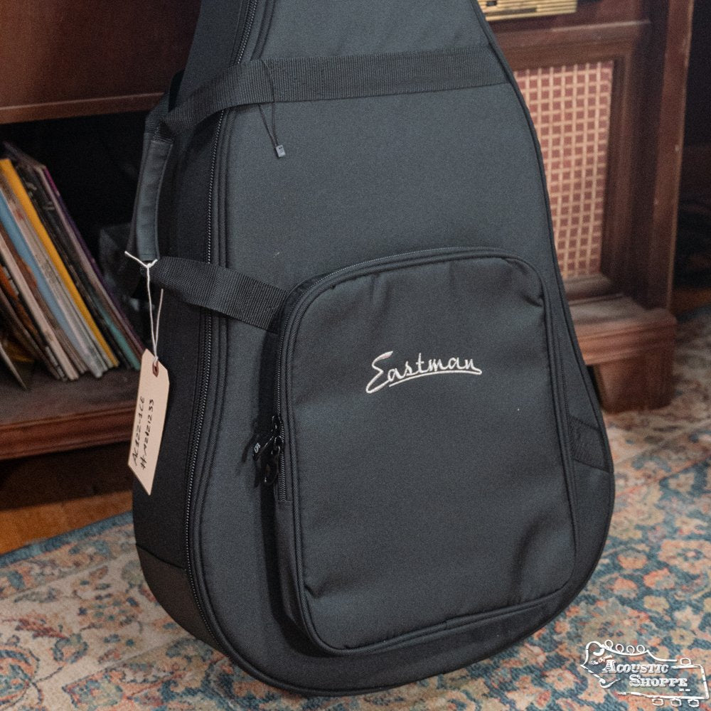Eastman Black Deluxe Padded Gig Bag