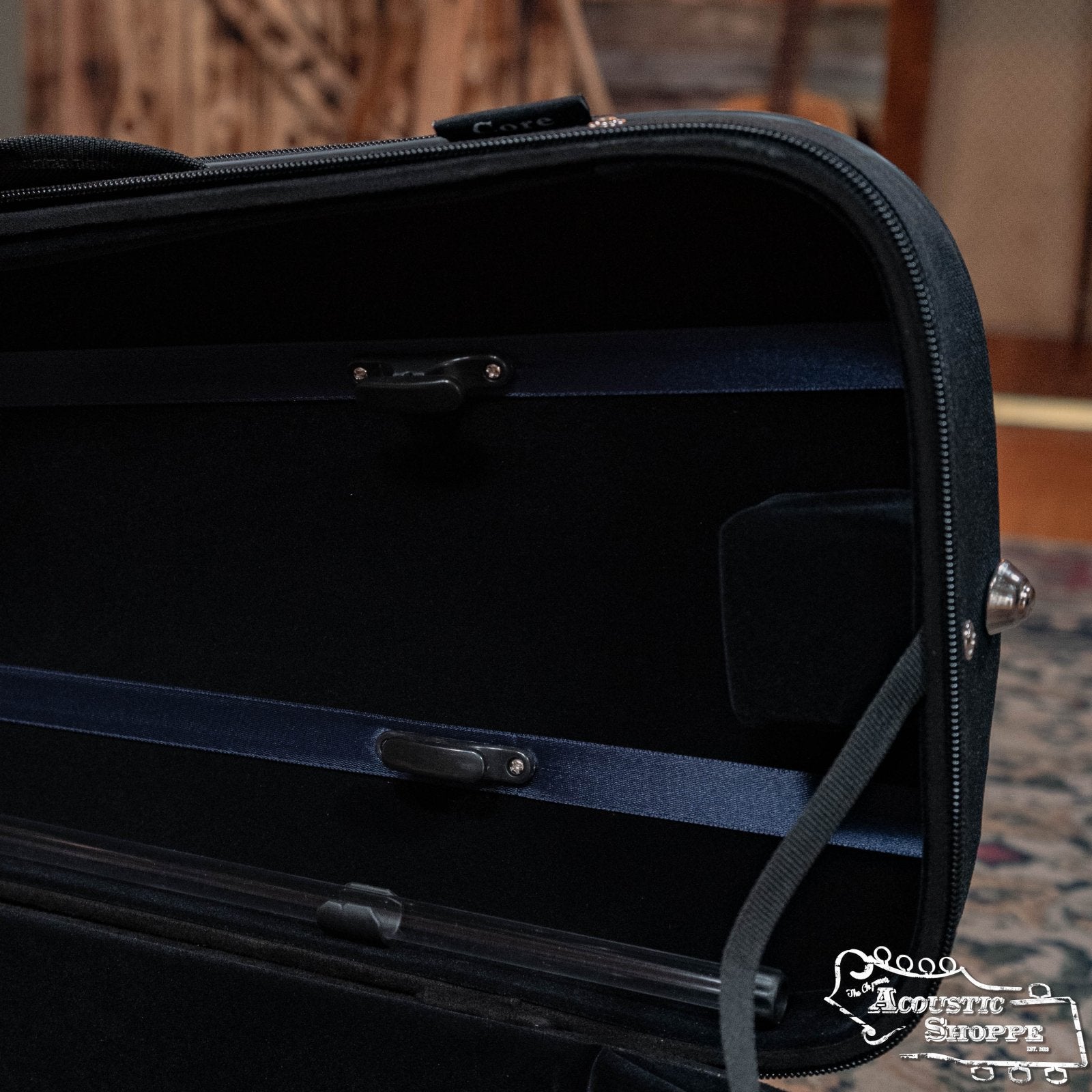 Howard Core CC497 4/4 Wood Shell Violin Case