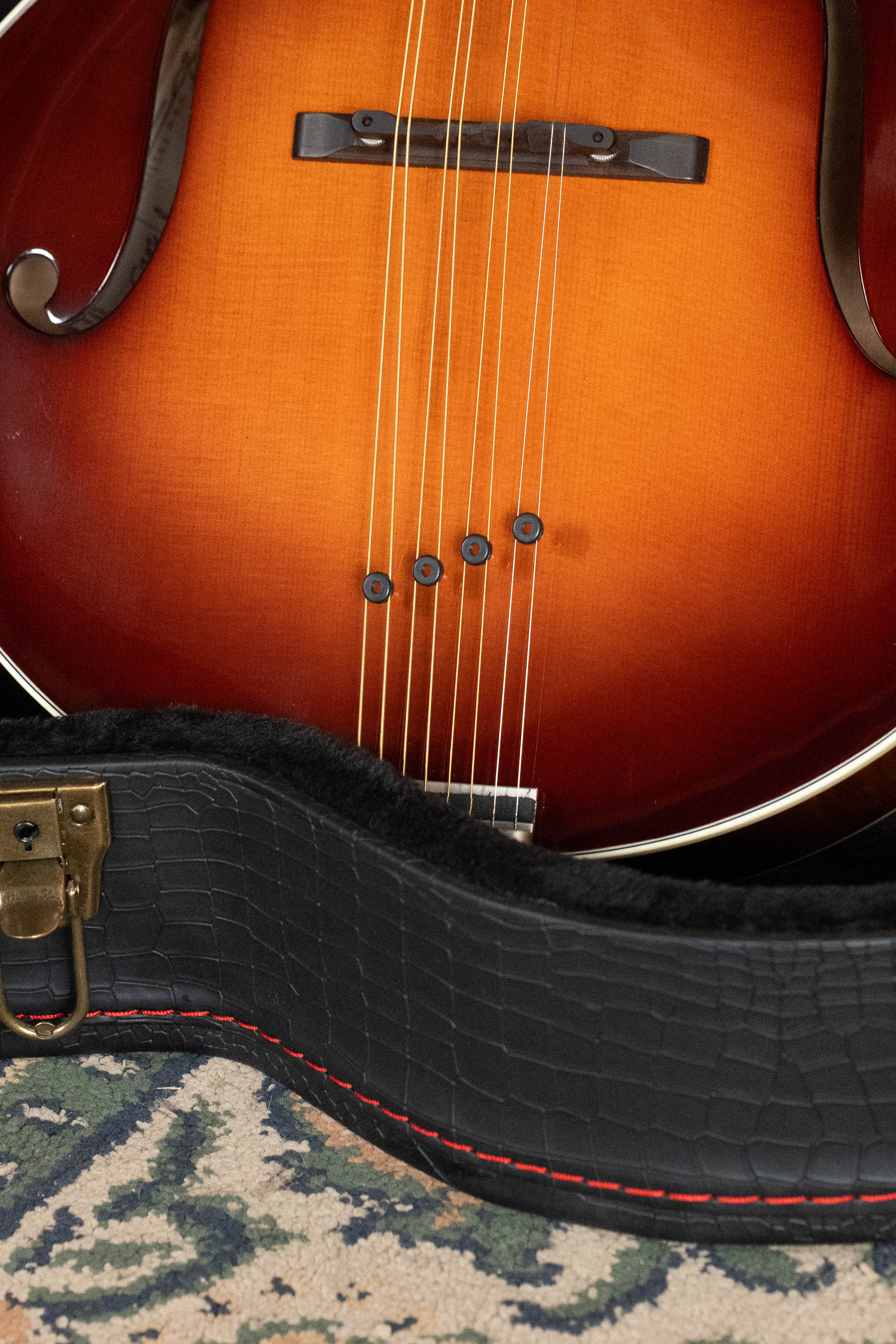 KR Strings "Moon" Spruce/Curly Maple F-Model Maestro Deluxe Sunburst Octolindo