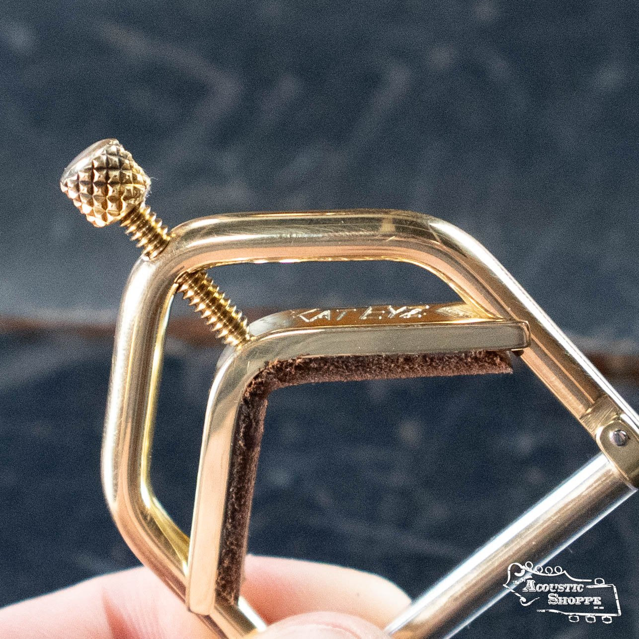 Kat Eyz Brass 0" Radius Banjo Capo (1/4 TS)