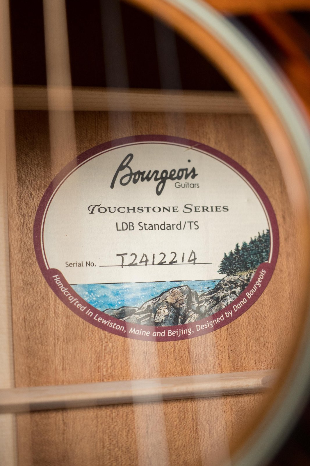 Bourgeois The Standard LDBS/TS Touchstone Series Torrefied Sitka/Mahogany OO Sunburst Acoustic Guitar #2214