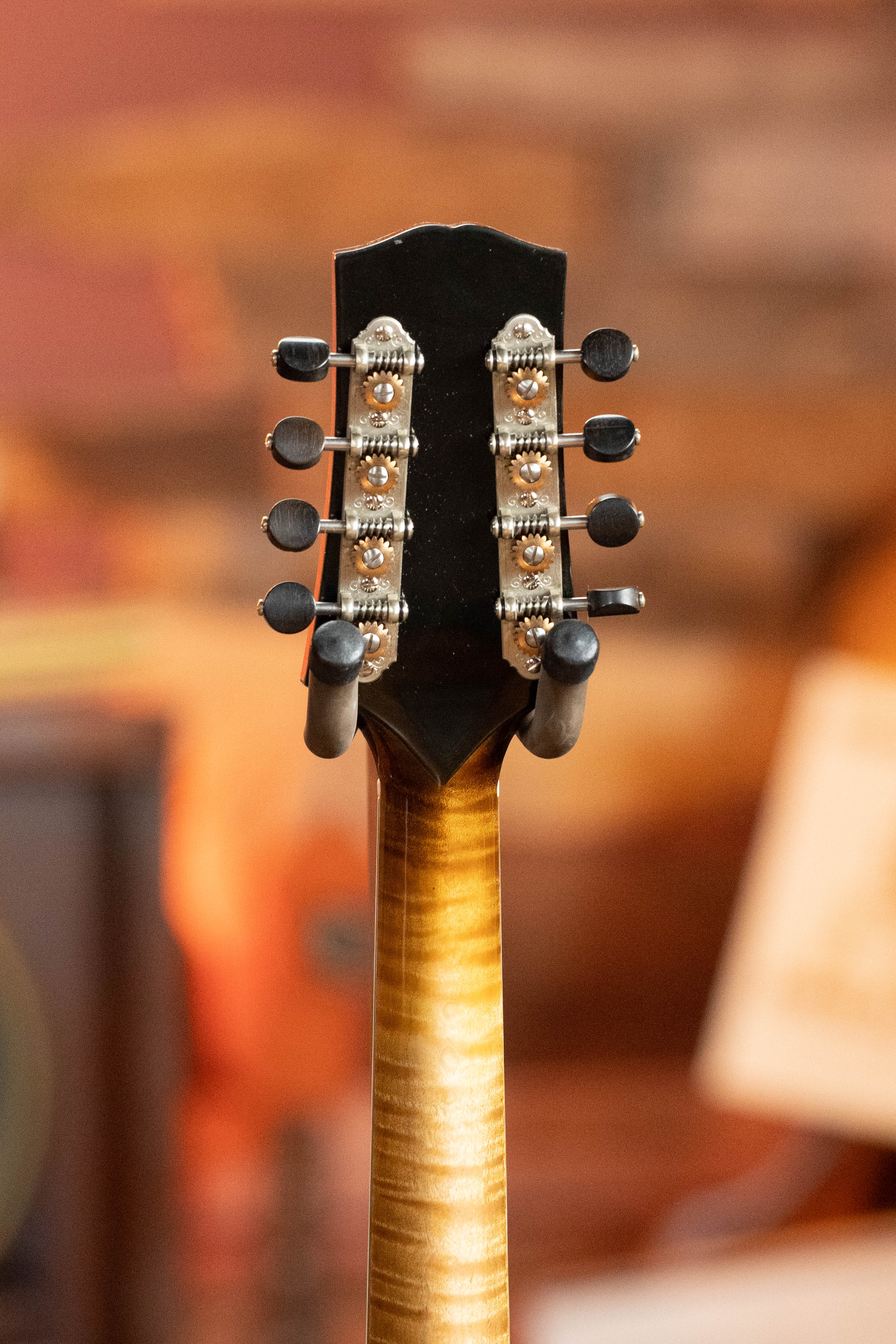 Cedar Mountain 2024 Engelmann Spruce/Big Leaf Maple Black Top Octave Mandolin w/Tobacco Sunburst #3069