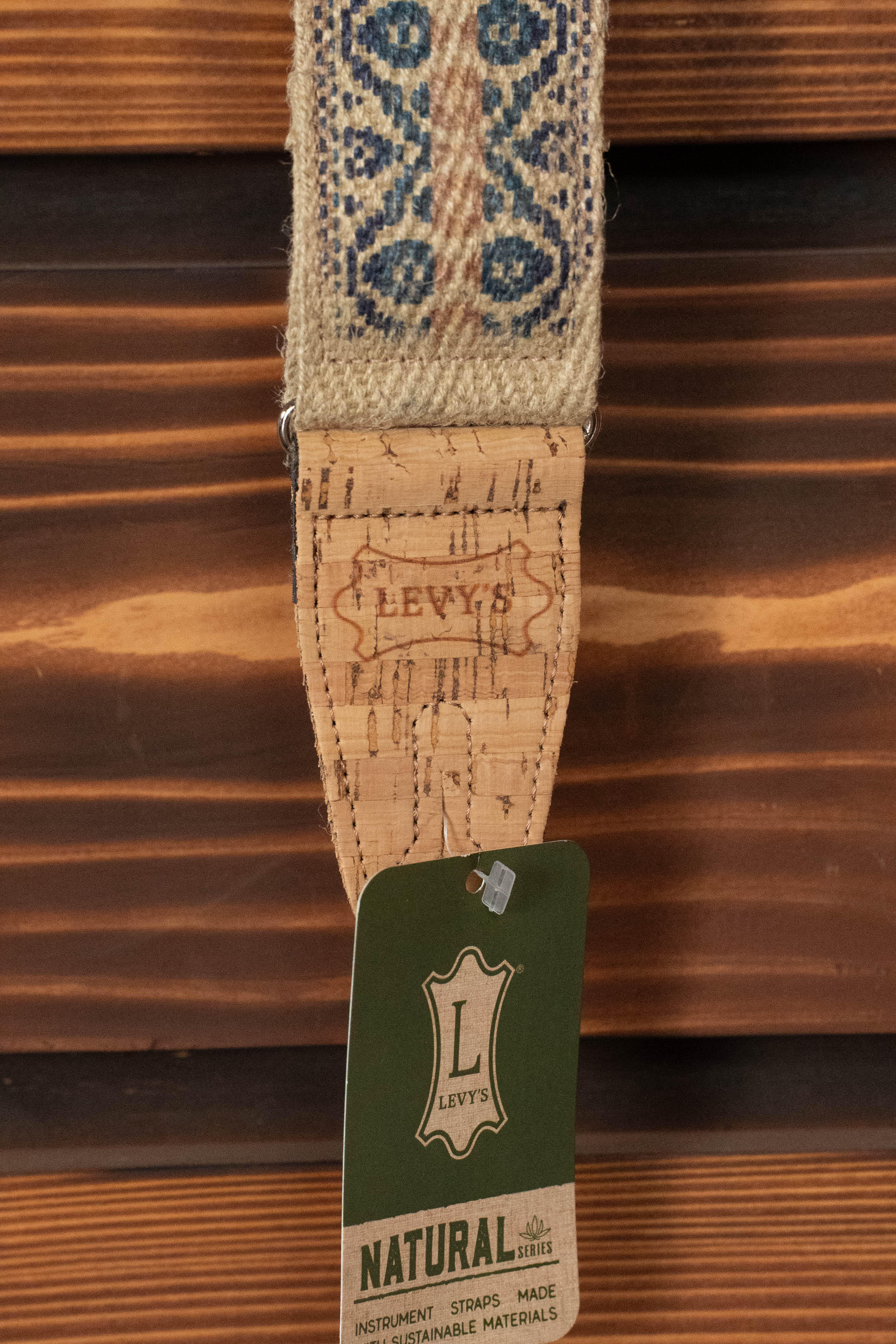 Levy's Vegan Hemp Series 2" Berry and Taupe Guitar Strap