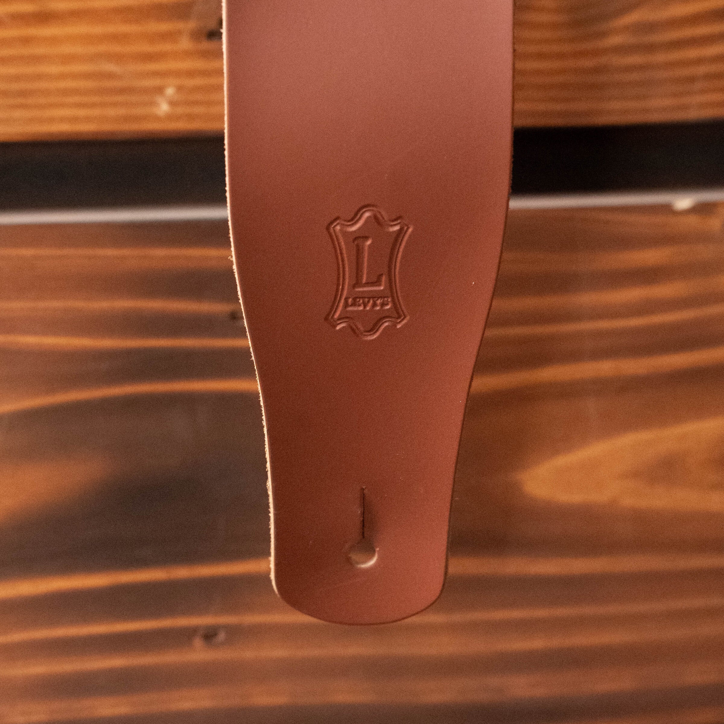 Levy's Genuine Leather Guitar Strap M26-WAL