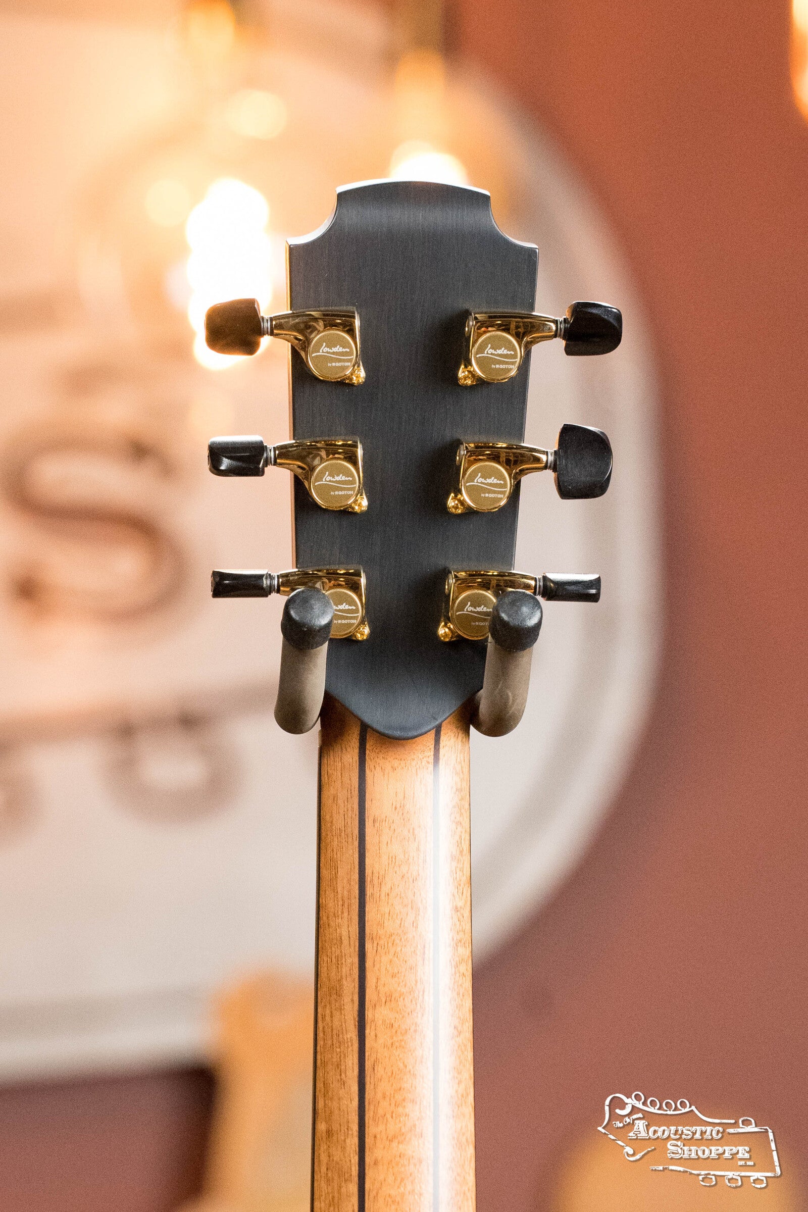 Lowden F-35C 35 Series Redwood/Walnut Medium Sized Cutaway Acoustic Guitar #7738