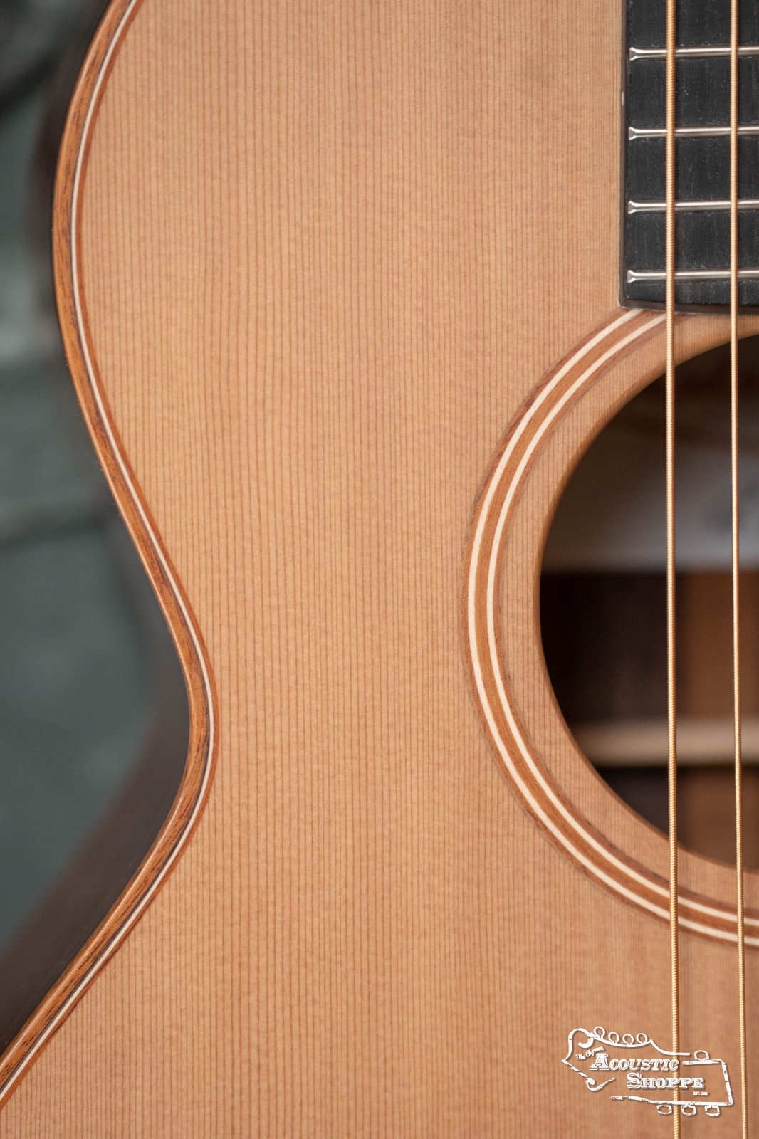 *Dread-Not Certified Floor Model* Lowden Original Series WL-25 Red Cedar/East Indian Rosewood Acoustic Guitar #7301