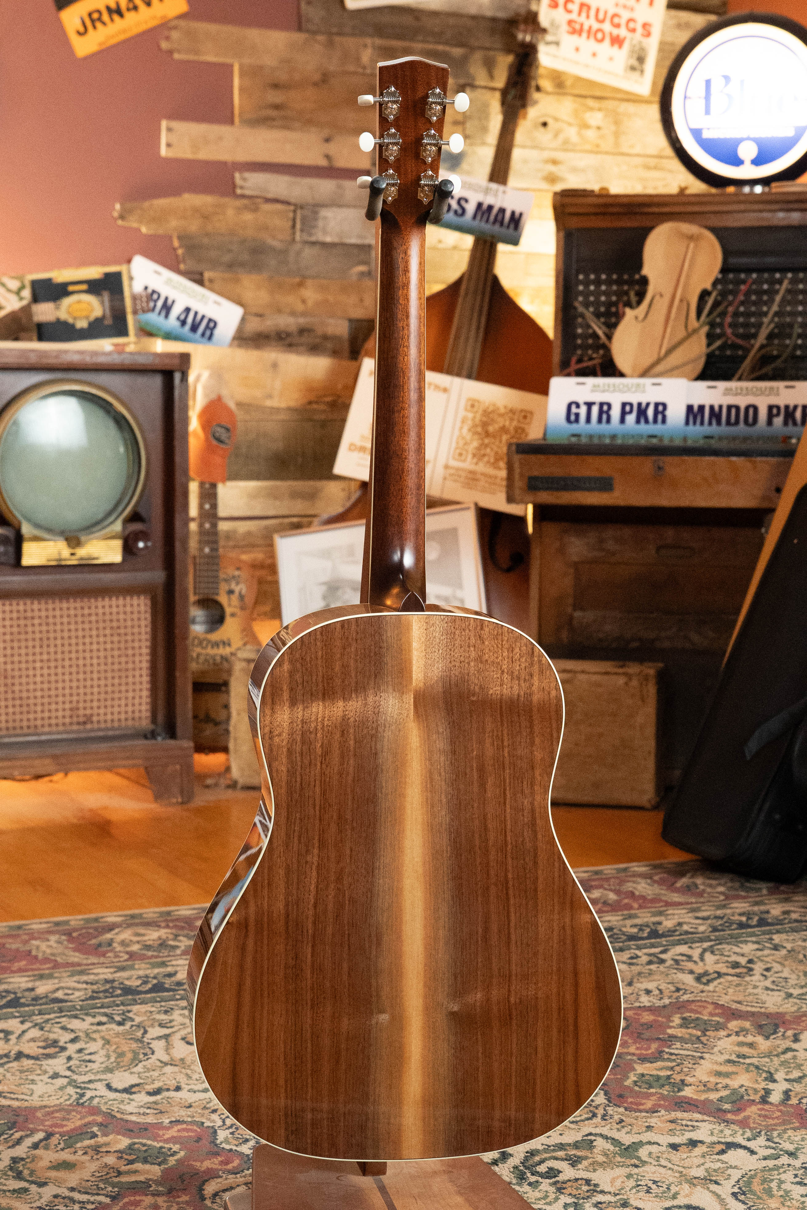 *New 2026 NAMM Model* Bourgeois Limited Edition Luke Bryan The Standard Series Aged Tone Adirondack/Black Walnut Slope Shoulder Dreadnought Acoustic Guitar #1146