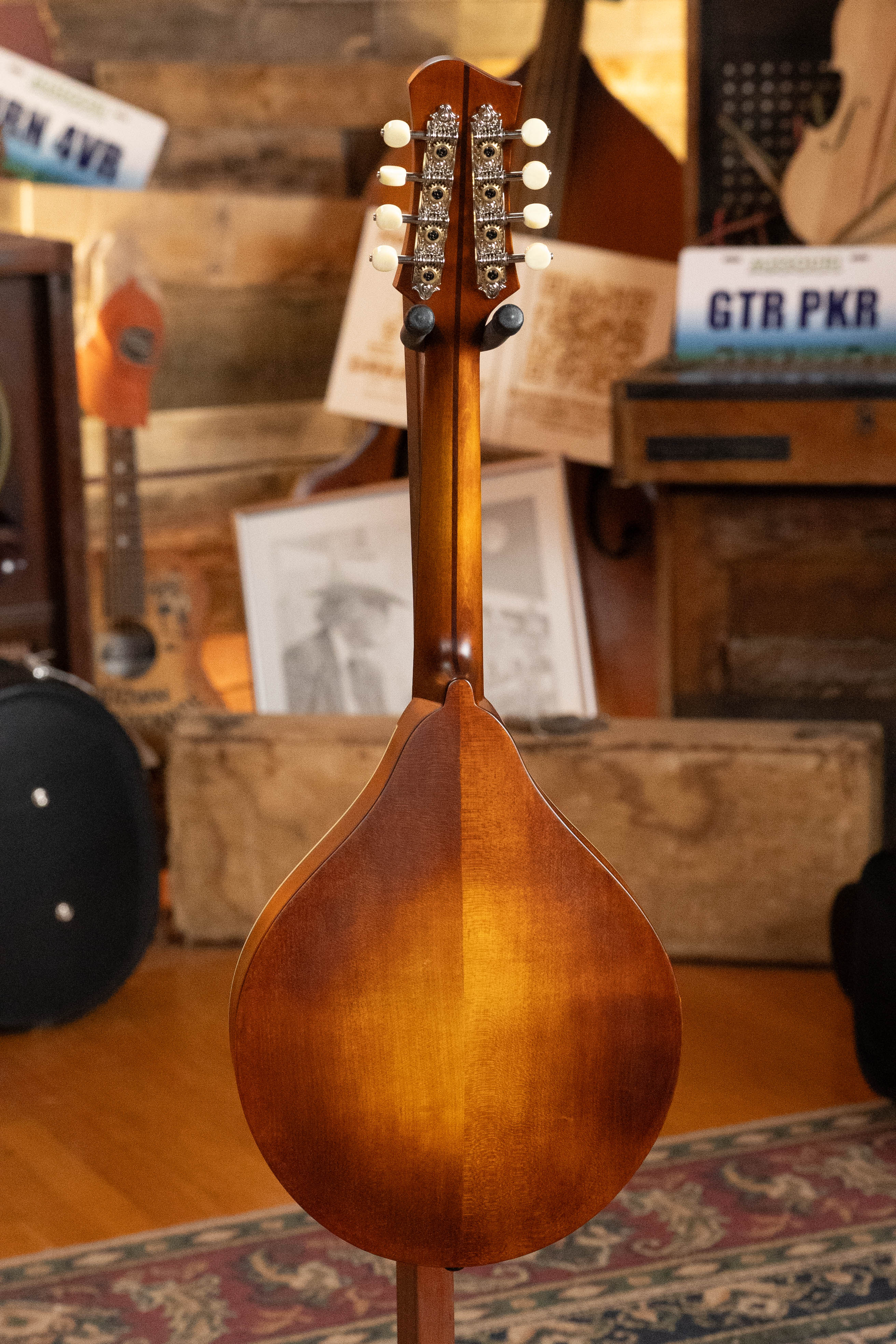 PRE-ORDER DEPOSIT ONLY *New 2026 Model* Eastman MD305 Wide Nut Adirondack/Maple A-Style Mandolin