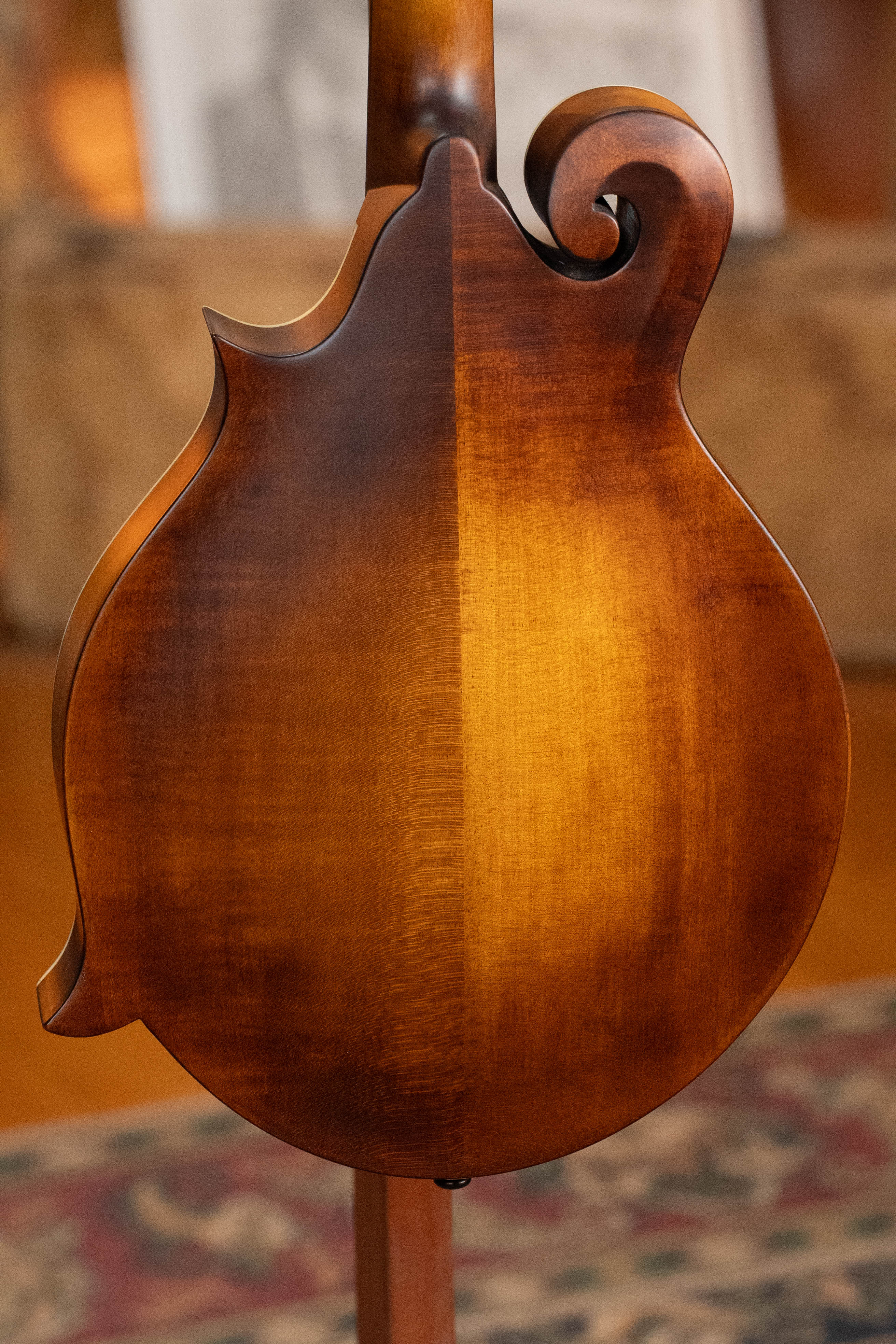 *New 2026 Model* Eastman MD315 Wide Nut Adirondack/Maple Amberburst F-Style Mandolin #5197