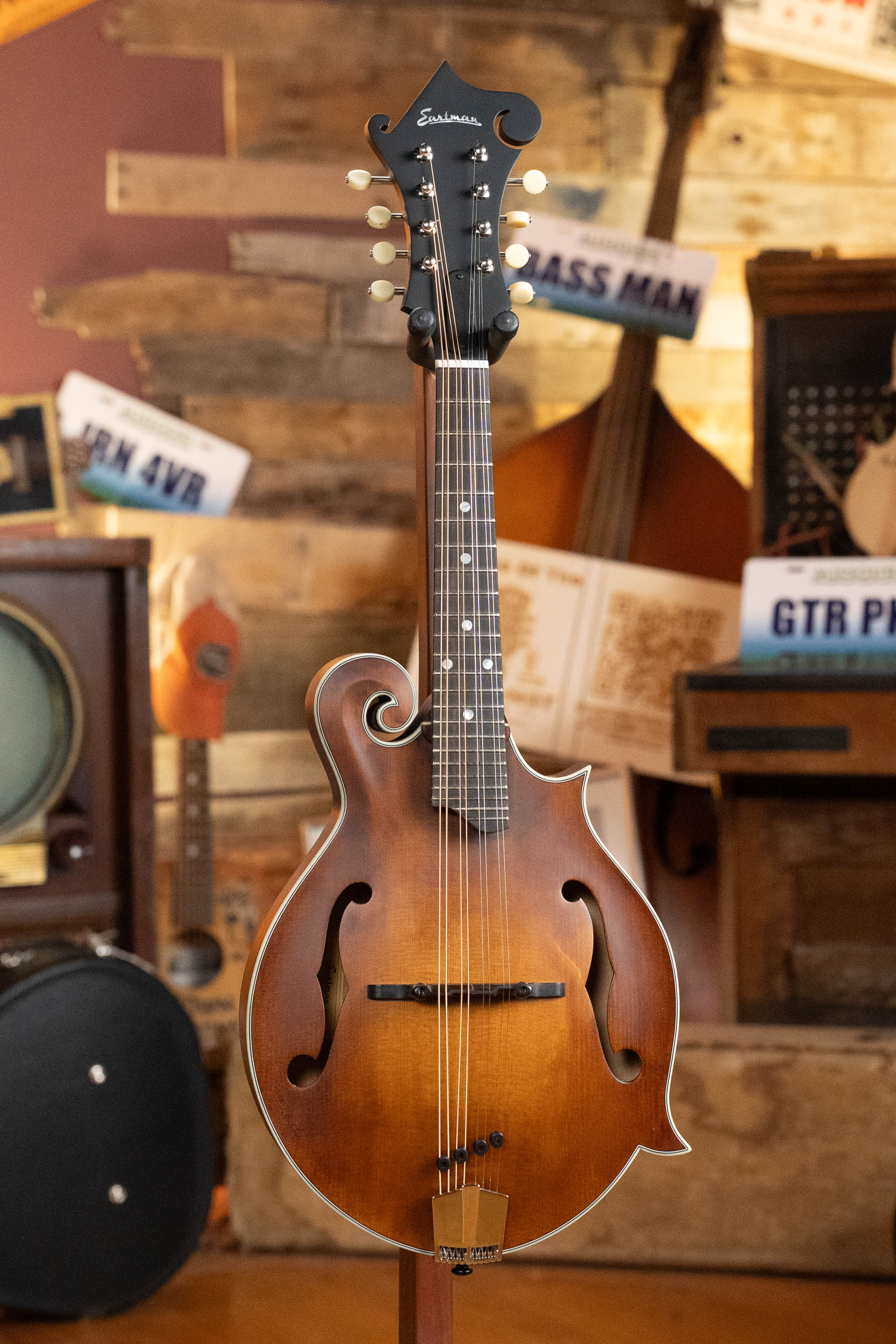 PRE-ORDER DEPOSIT ONLY *New 2026 Model* Eastman MD315 Wide Nut Adirondack/Maple F-Style Mandolin