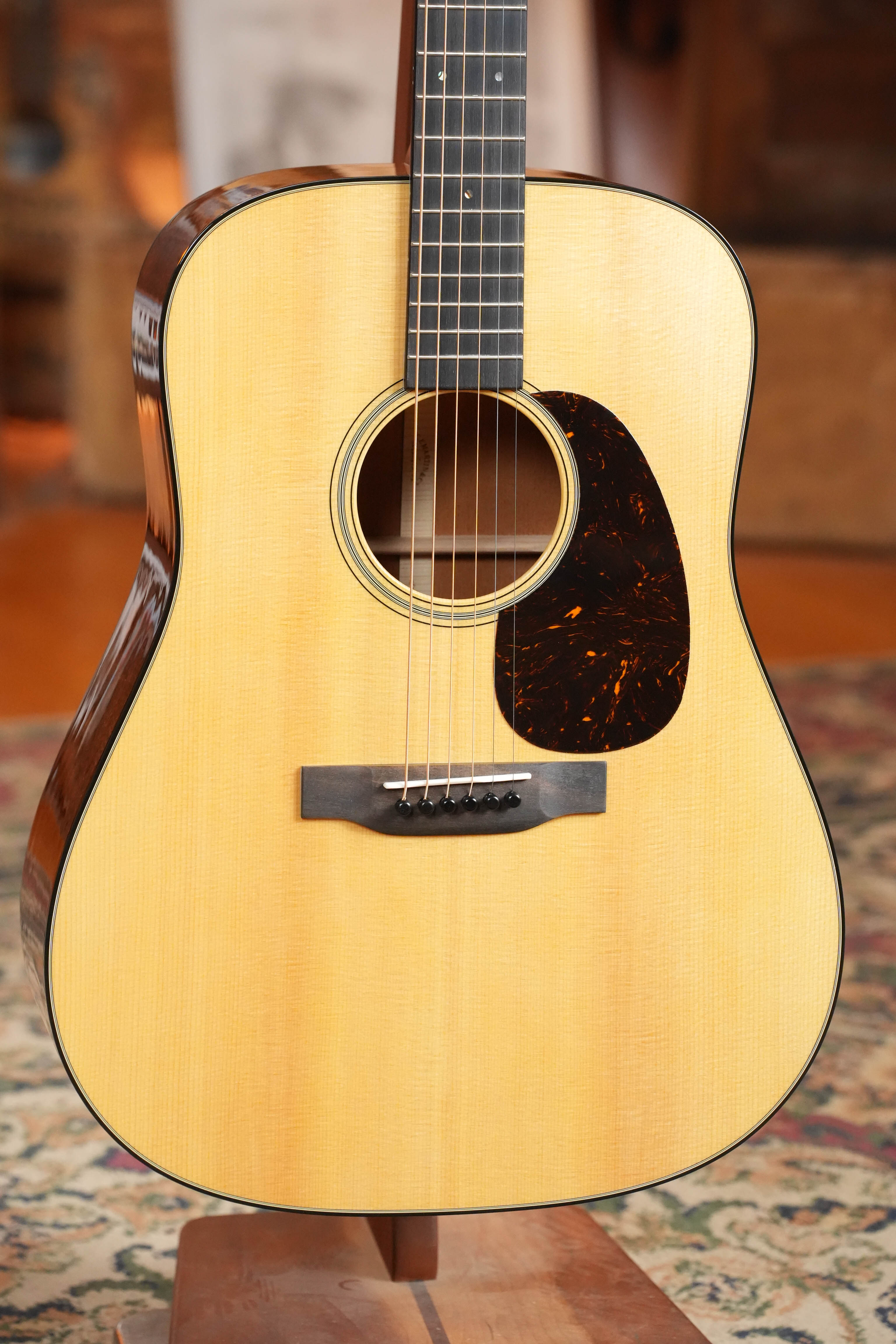 Martin D-18 Spruce/Mahogany Gloss Finish Dreadnought Acoustic Guitar #5602