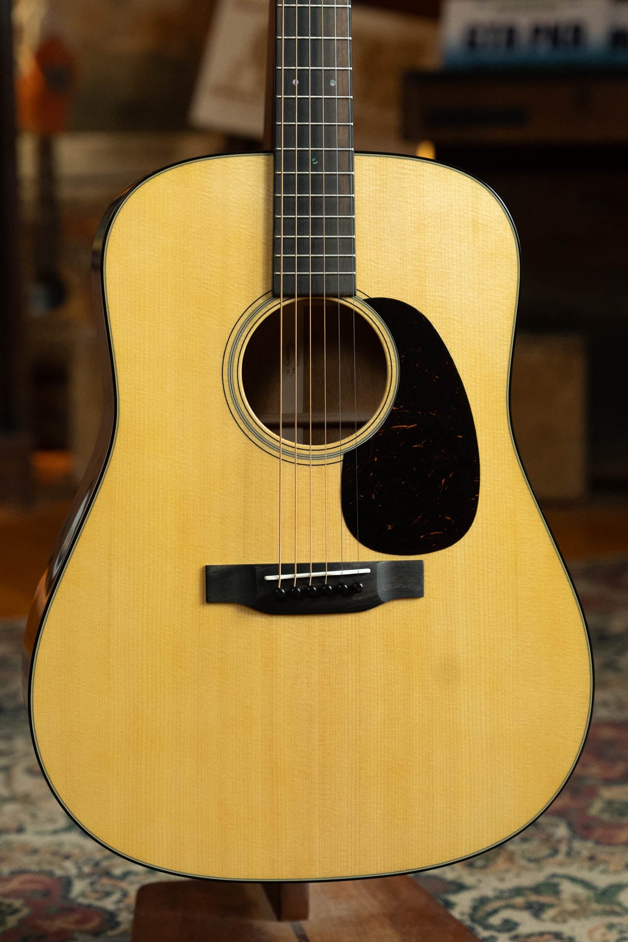 Martin D-18 Spruce/Mahogany Gloss Finish Dreadnought Acoustic Guitar #9103