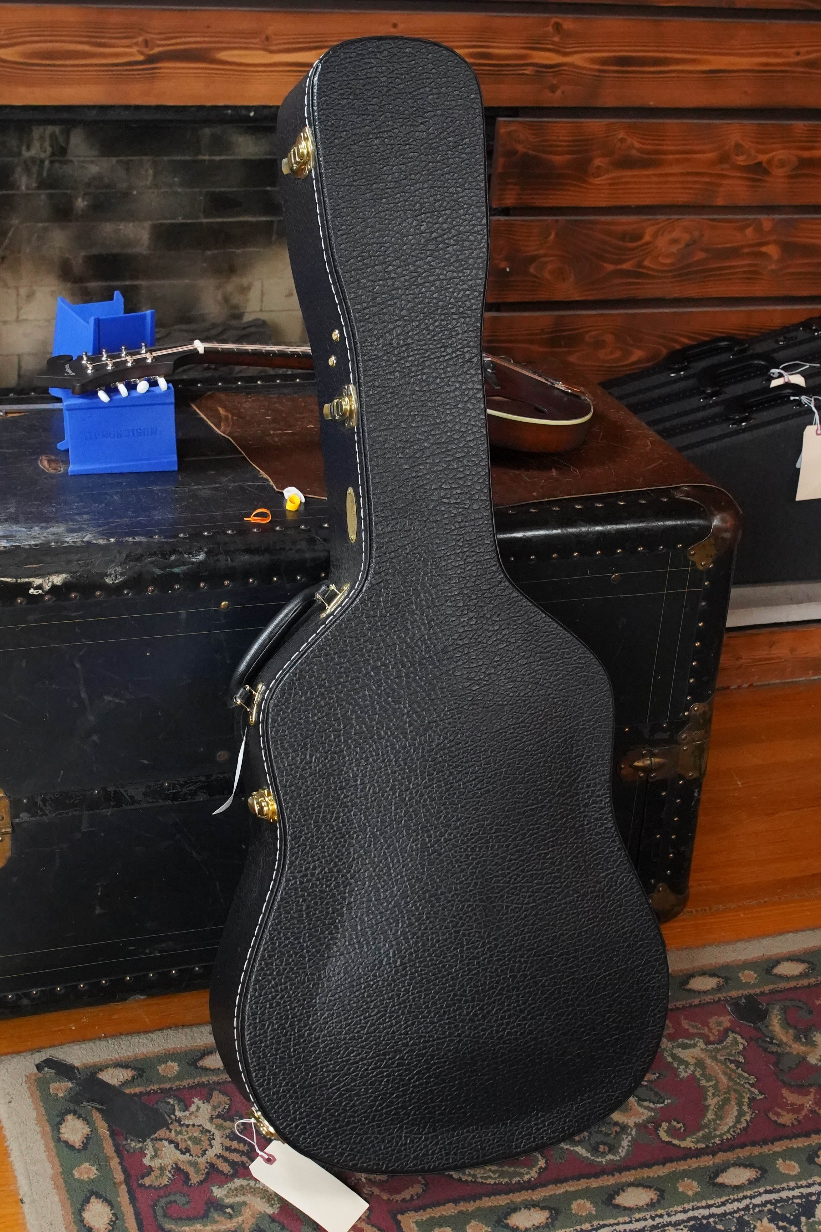 Martin D-28 Authentic 1937 Aged Adirondack/Guatemalan Rosewood Dreadnought Acoustic Guitar #4559
