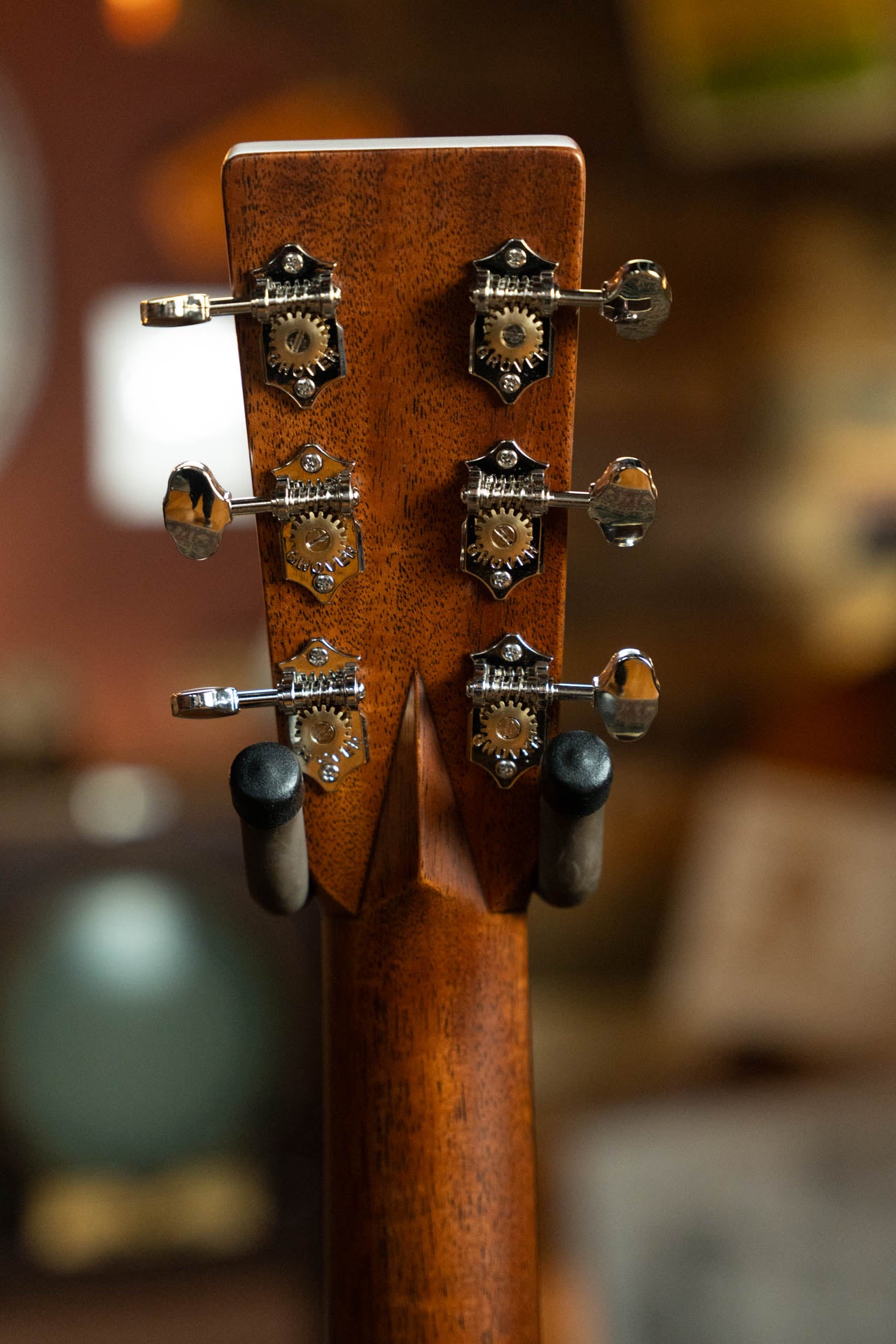 Martin D-28 Gloss Spruce/Rosewood Dreadnought Acoustic Guitar #1577