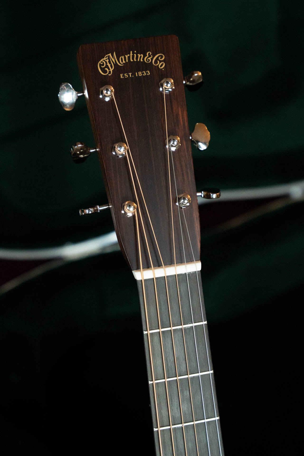 Martin HD-28 Spruce/East Indian Rosewood Dreadnought Acoustic Guitar #8326