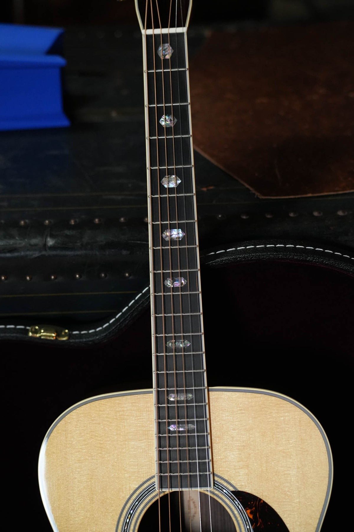 Martin J-40 Jumbo Acoustic Guitar #2388