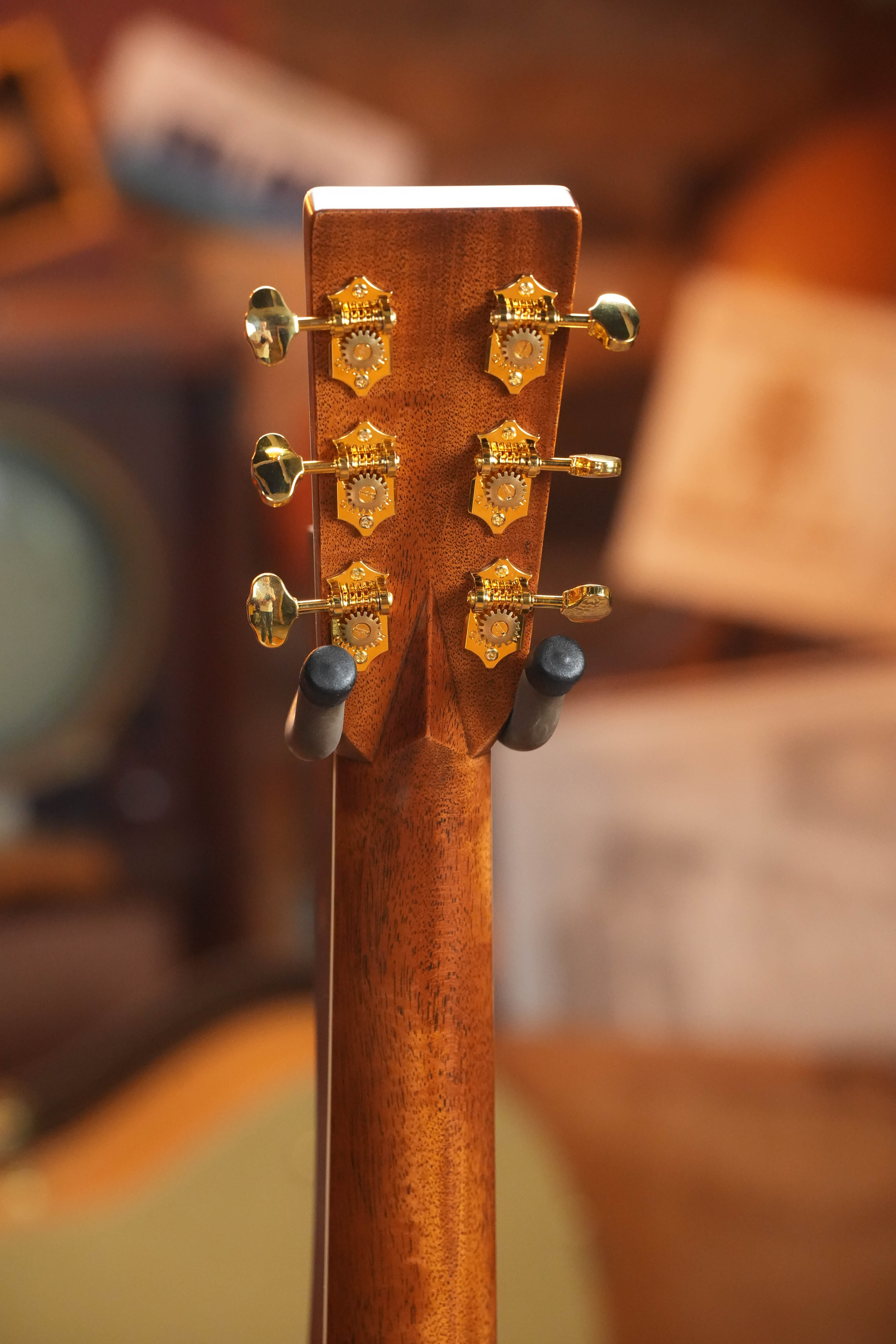 Martin J-40 Natural Gloss Jumbo Acoustic Guitar #7839