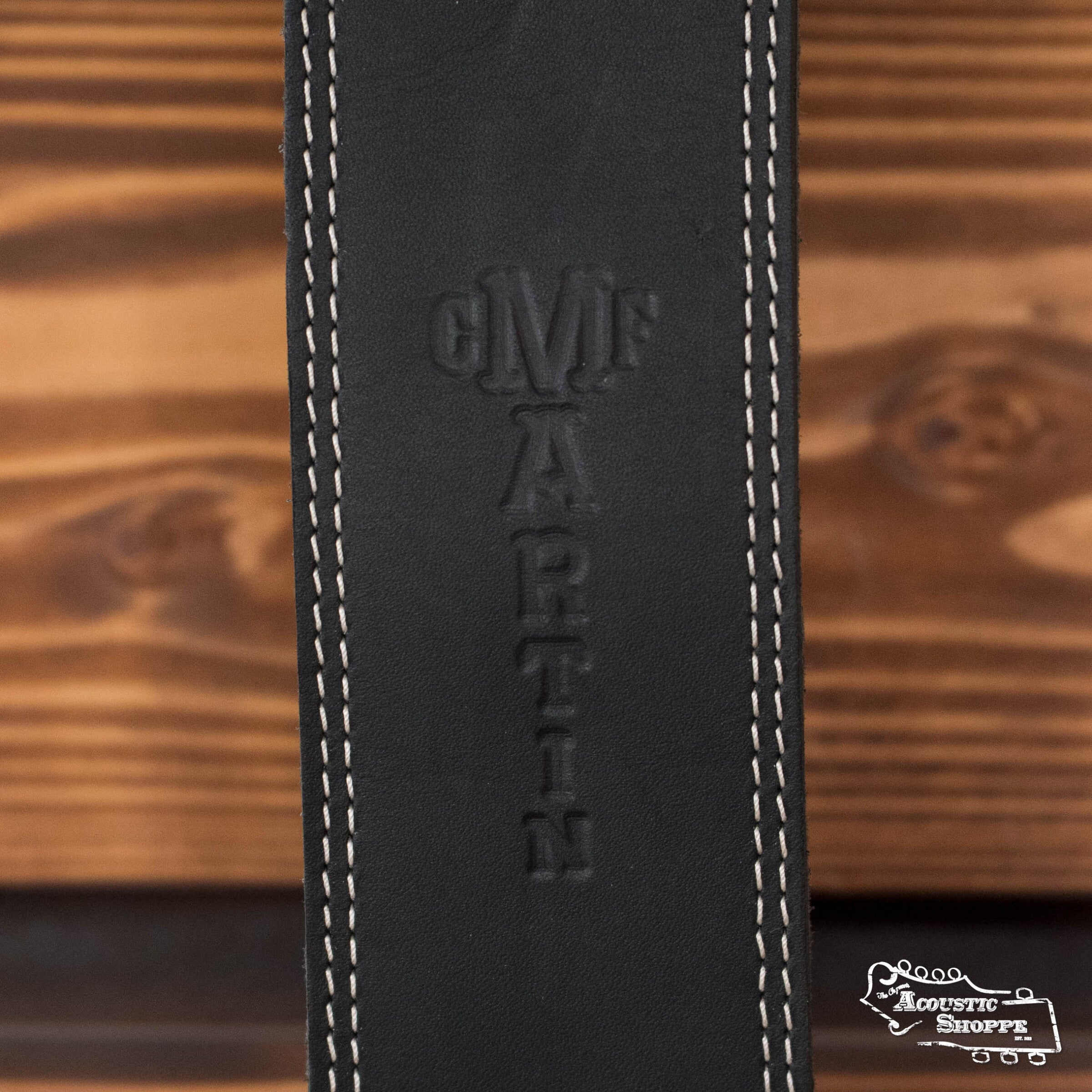 Martin 2.5" Black Ball-Glove Leather Guitar Strap