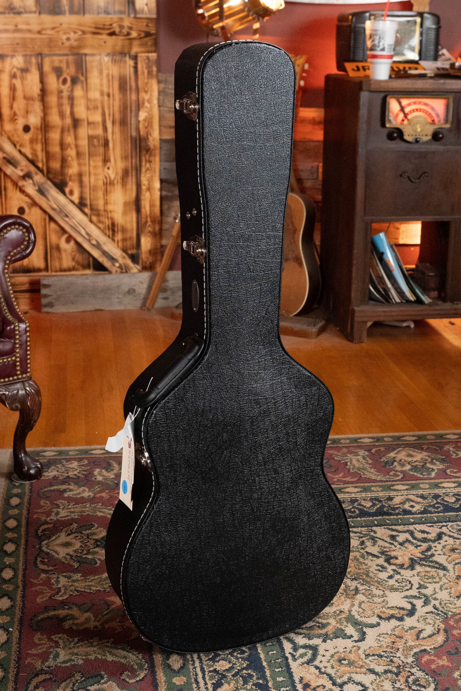 Martin Custom Shop OOO-28 Style Spruce/Black Walnut 14 Fret Acoustic Guitar #2674