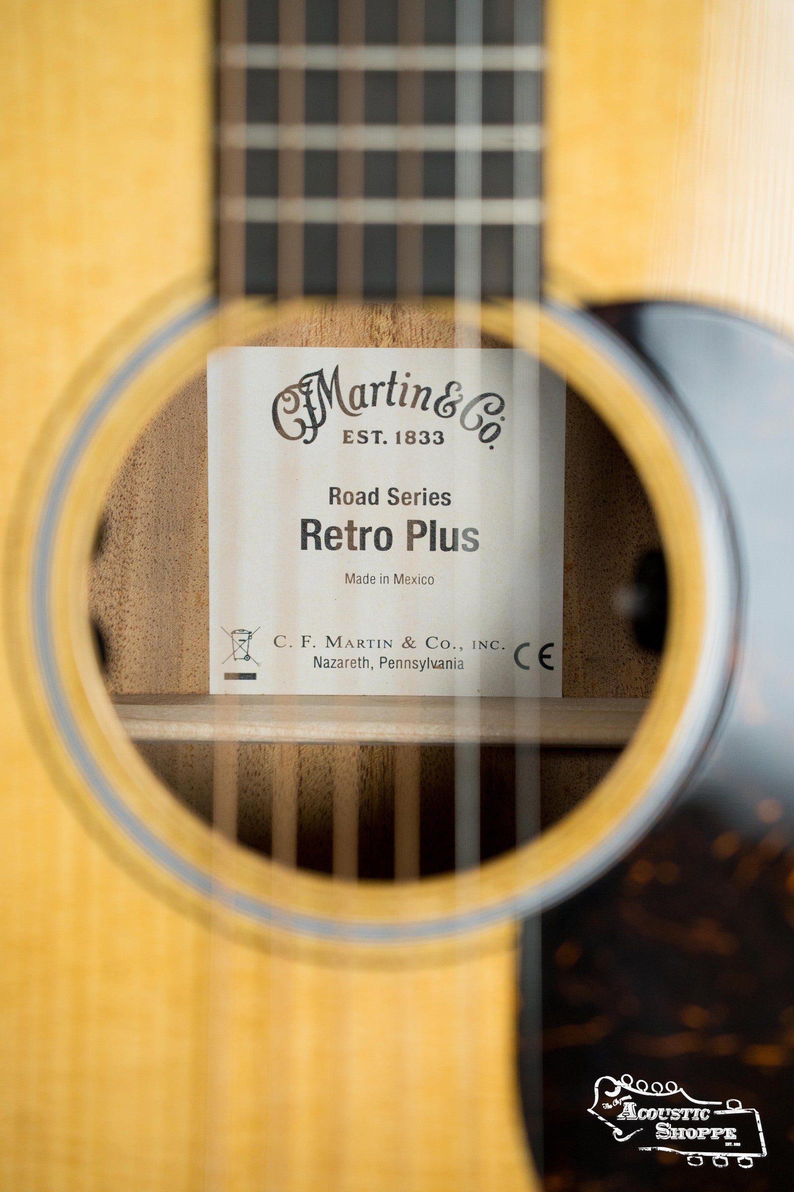 *New 2025 Model* Martin DE Retro Plus Torrefied Spruce/Mahogany Dreadnought Guitar w/Martin Electronics #0809