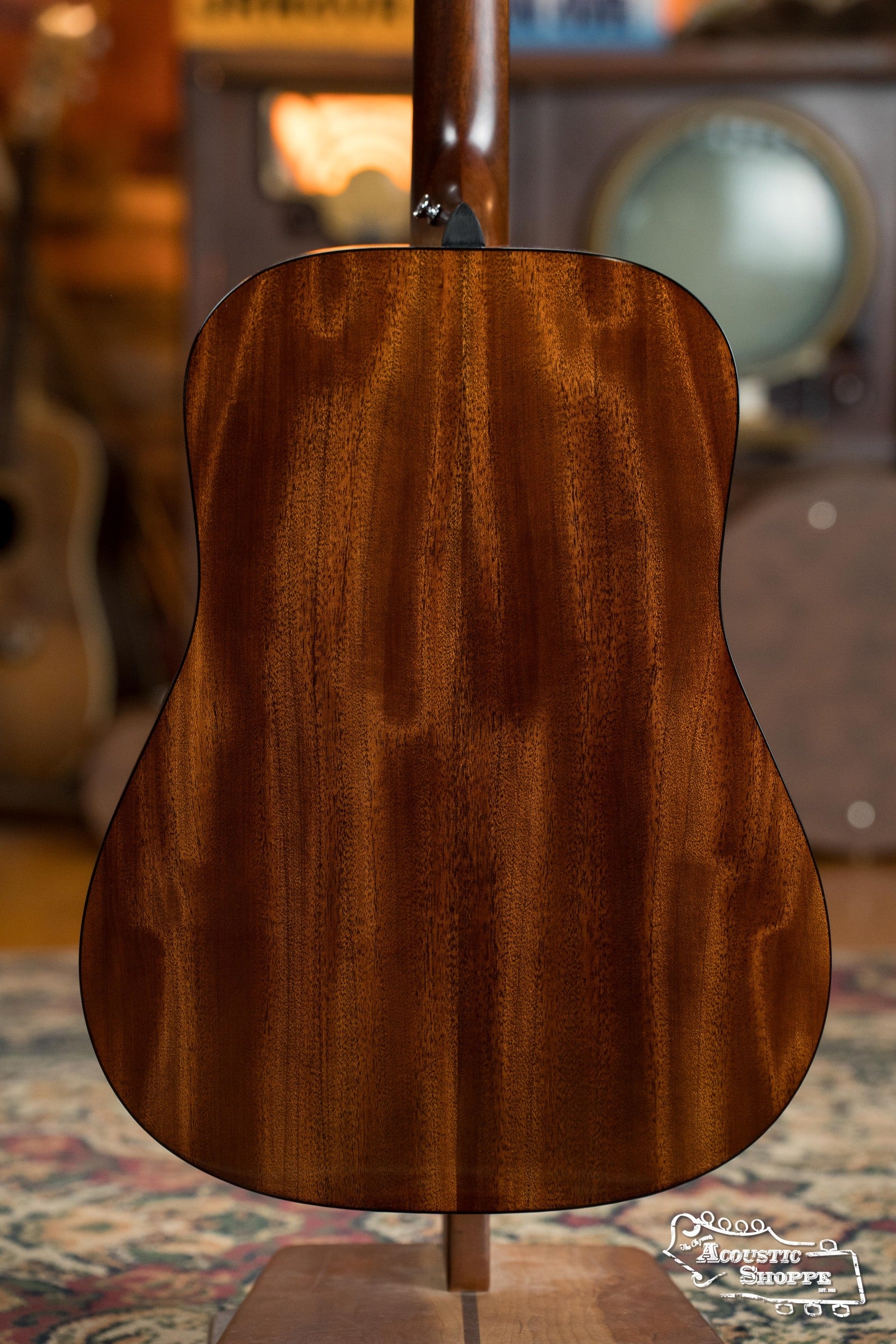 *New 2025 Model* Martin DE Retro Plus Torrefied Spruce/Mahogany Dreadnought Guitar w/Martin Electronics #0809