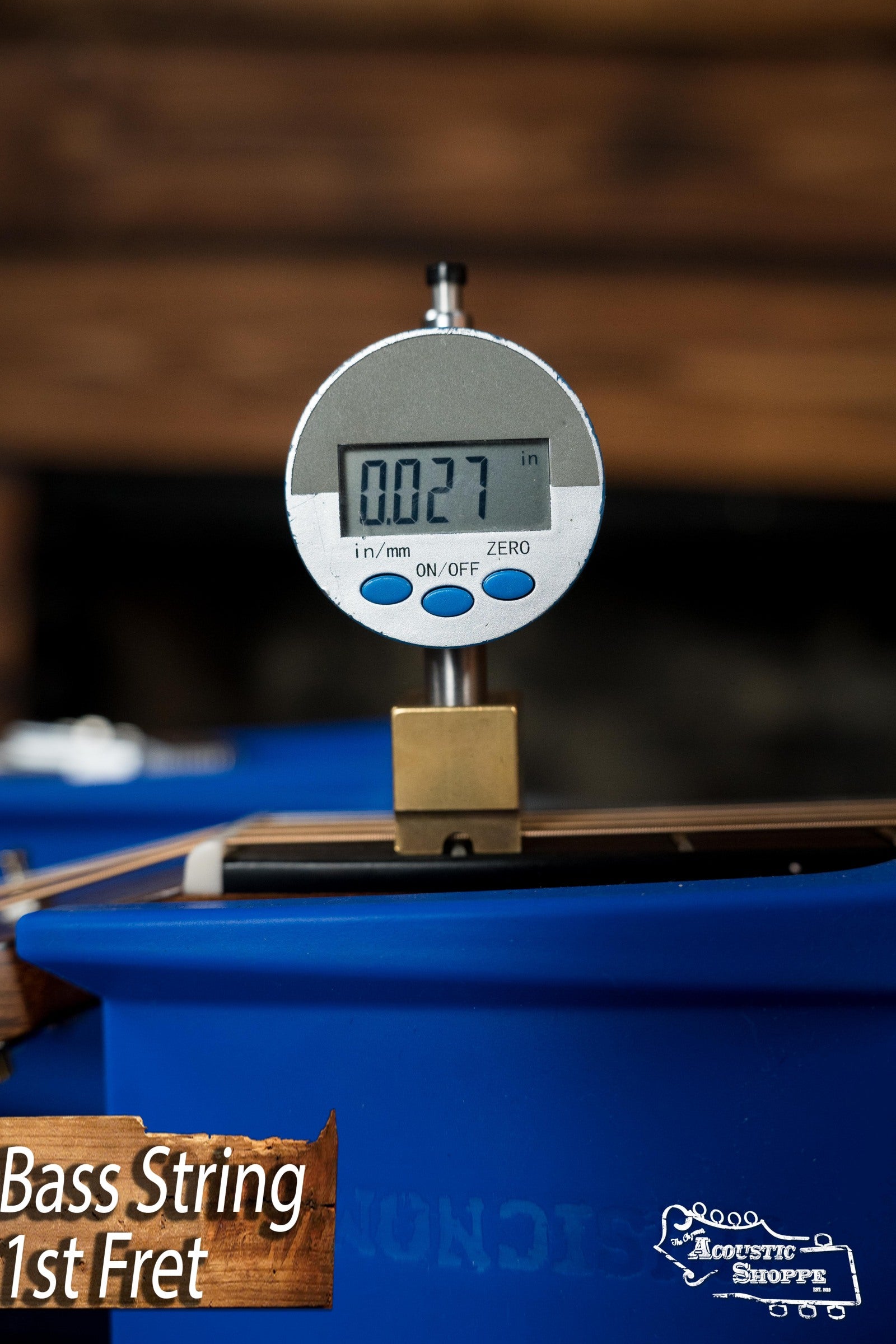 *New 2025 Model* Martin DE Retro Plus Torrefied Spruce/Mahogany Dreadnought Guitar w/Martin Electronics #0809