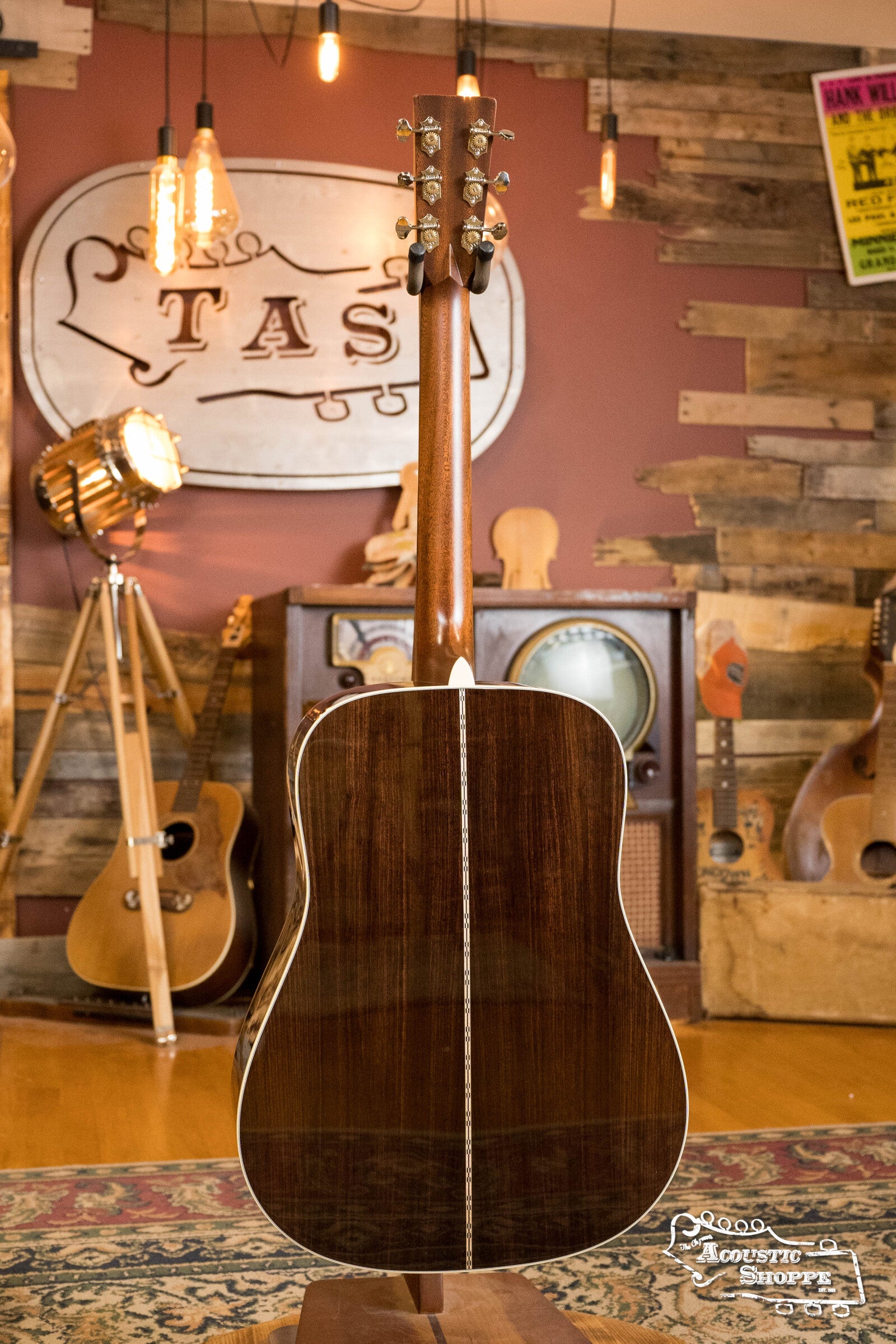 * Dread-Not Certified Floor Model * Martin D-28 Spruce/Indian Rosewood Ambertone Dreadnought Acoustic Guitar #9461