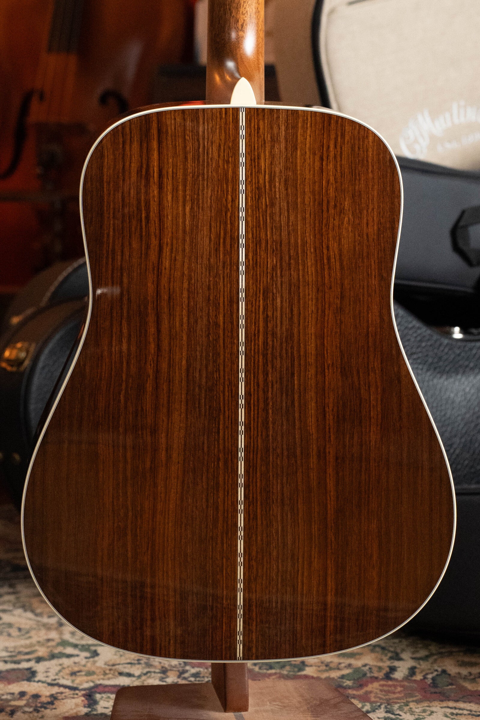 Martin D-28 Spruce/Indian Rosewood Sunburst Dreadnought Acoustic Guitar #0184