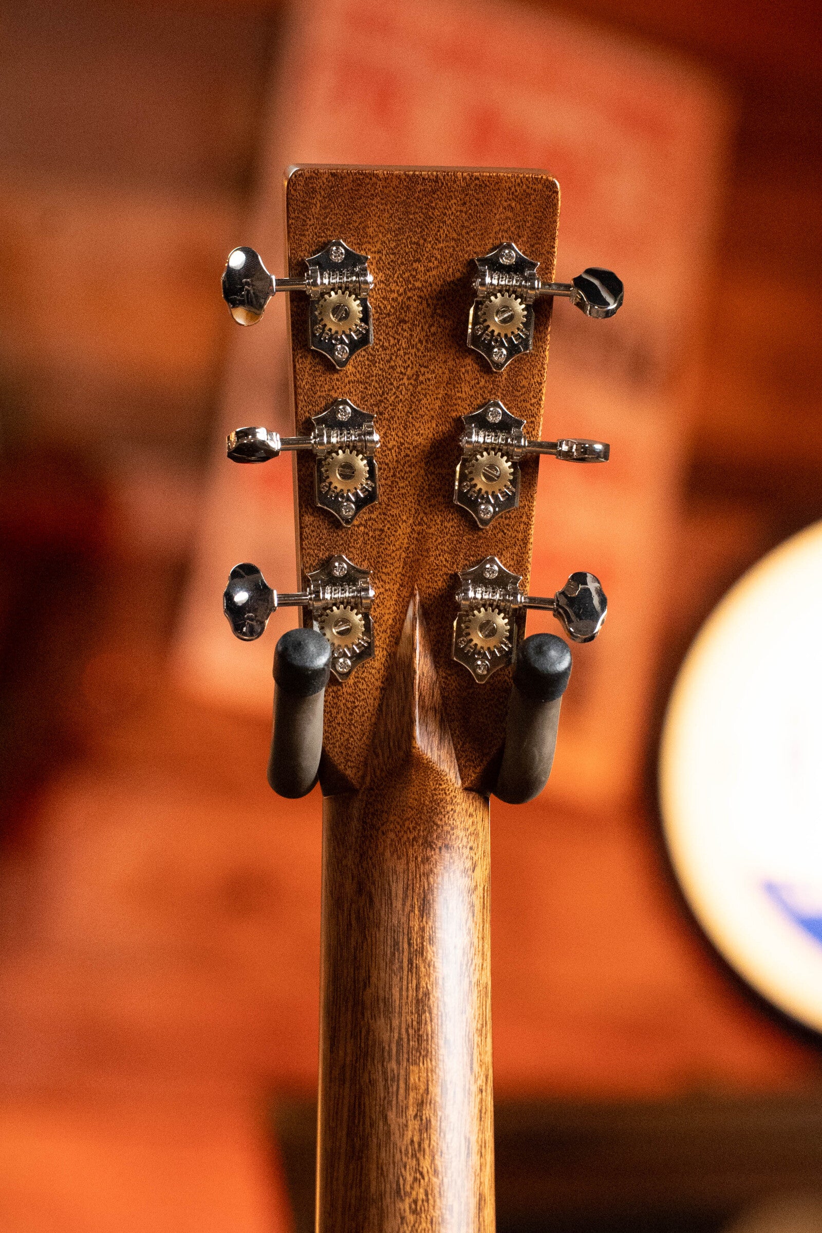 Martin D-28 Spruce/Indian Rosewood Sunburst Dreadnought Acoustic Guitar #0184