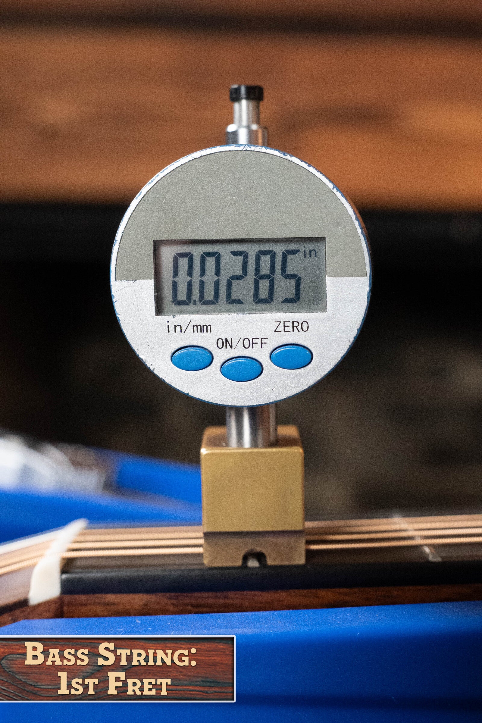 Martin D-28 Spruce/Indian Rosewood Sunburst Dreadnought Acoustic Guitar #0184