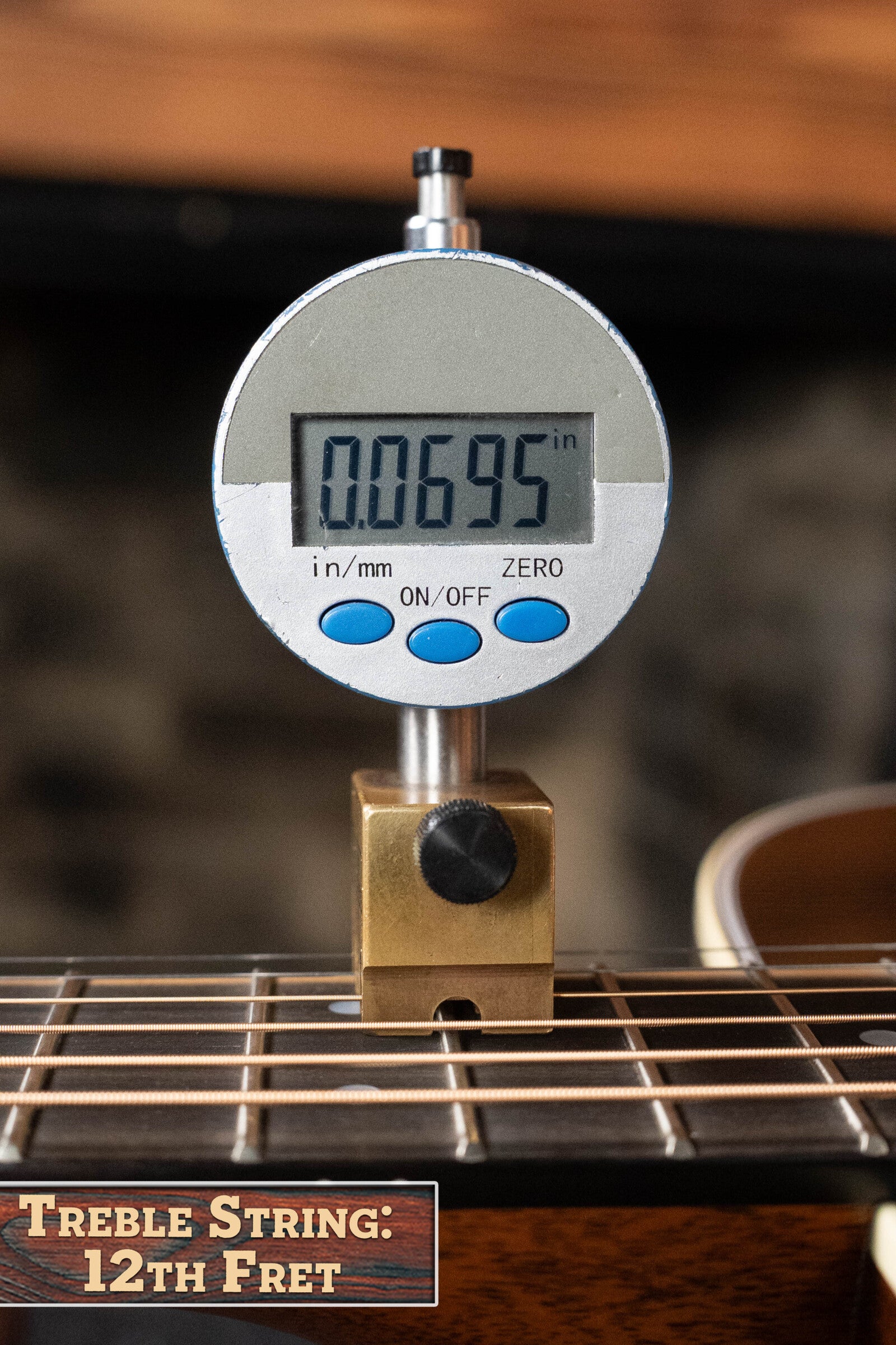 Martin D-28 Spruce/Indian Rosewood Sunburst Dreadnought Acoustic Guitar #0184