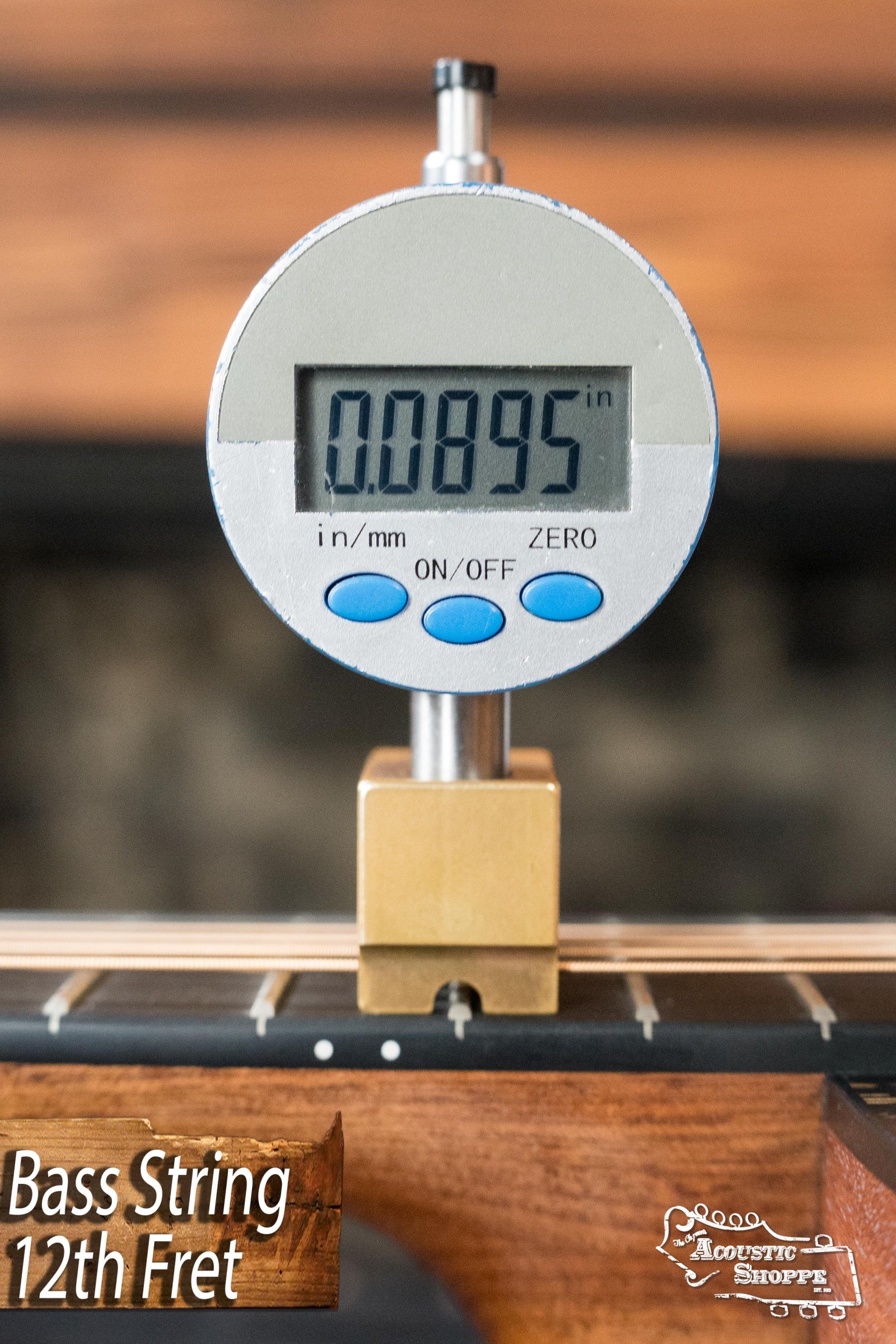 *New 2025 Model* Martin D Jr E Streetlegend Burst Spruce/Sapele Aged-Look Dreadnought Guitar w/Martin Electronics #3868