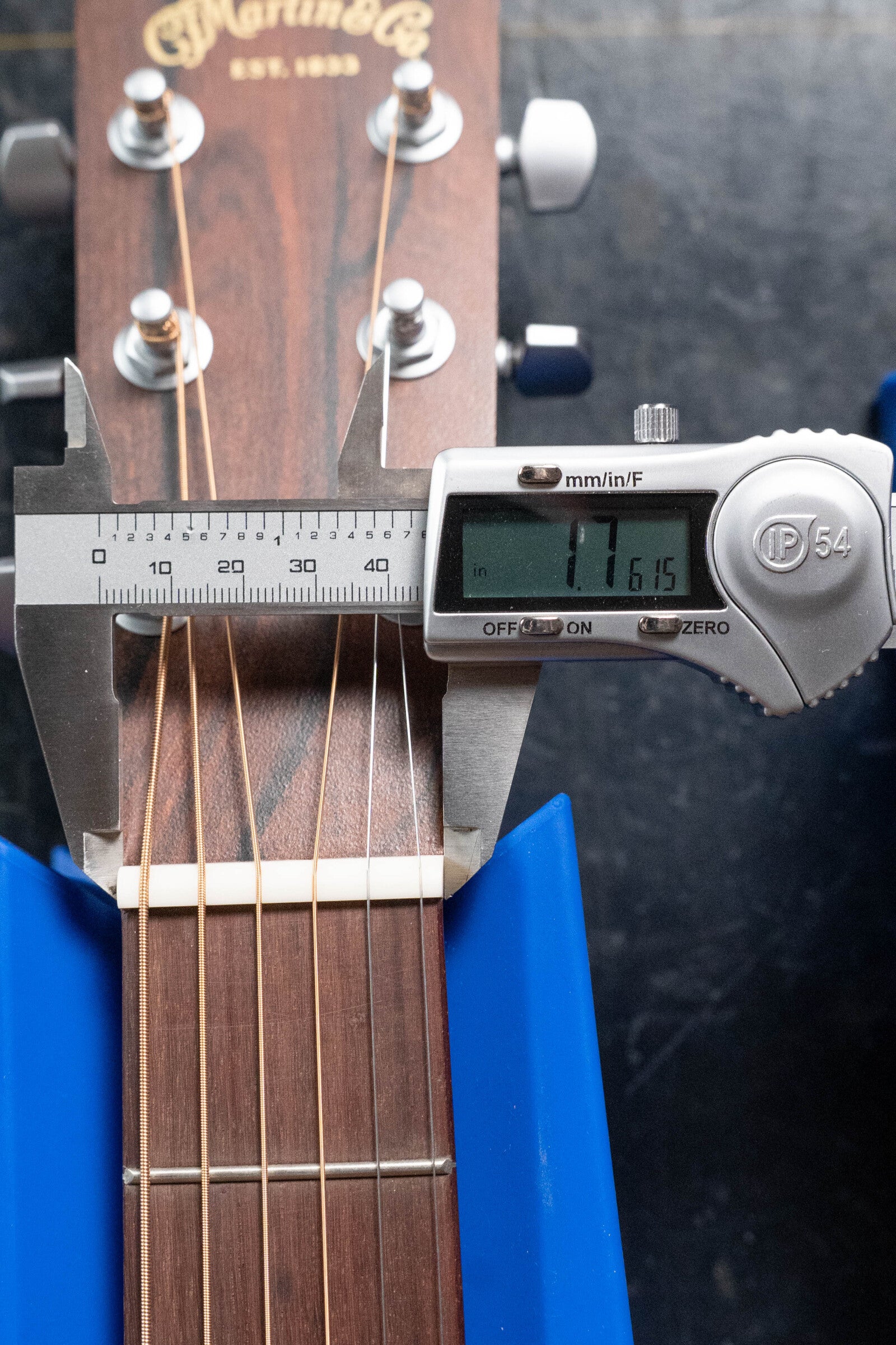 Martin GPC-X2E Spruce/Cocobolo Grand Performance Cutaway Guitar w/Fishman Pickup #9274