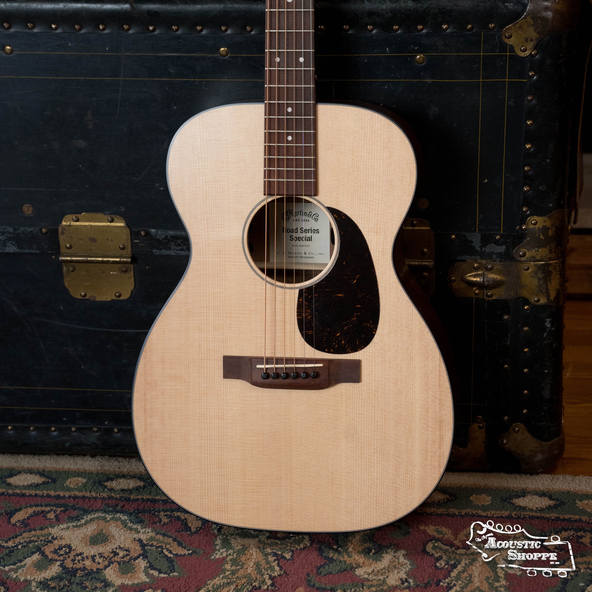 Martin *LIMITED Edition* 00-10E Special Spruce/Sapele OO Guitar w/Martin E-1 Pickup #8016