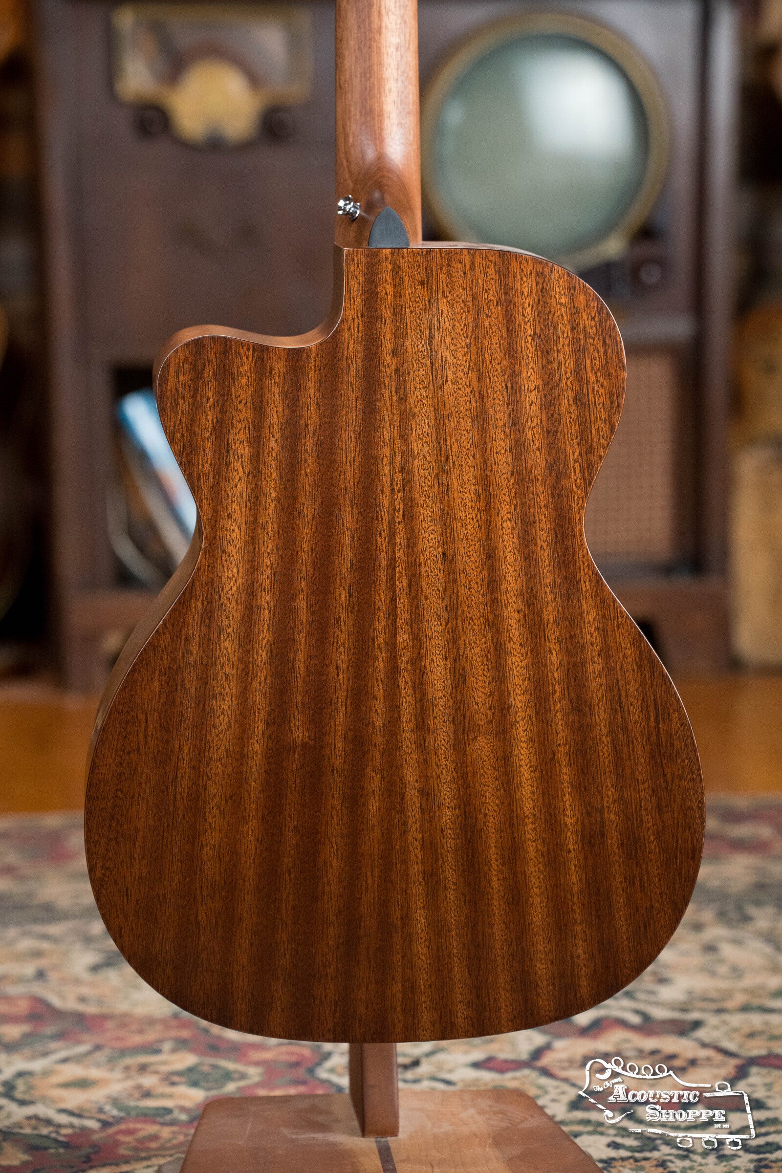 Martin *LIMITED Edition* OMC-10E Special Spruce/Sapele OOO Cutaway Guitar w/Martin E-1 Pickup #0078