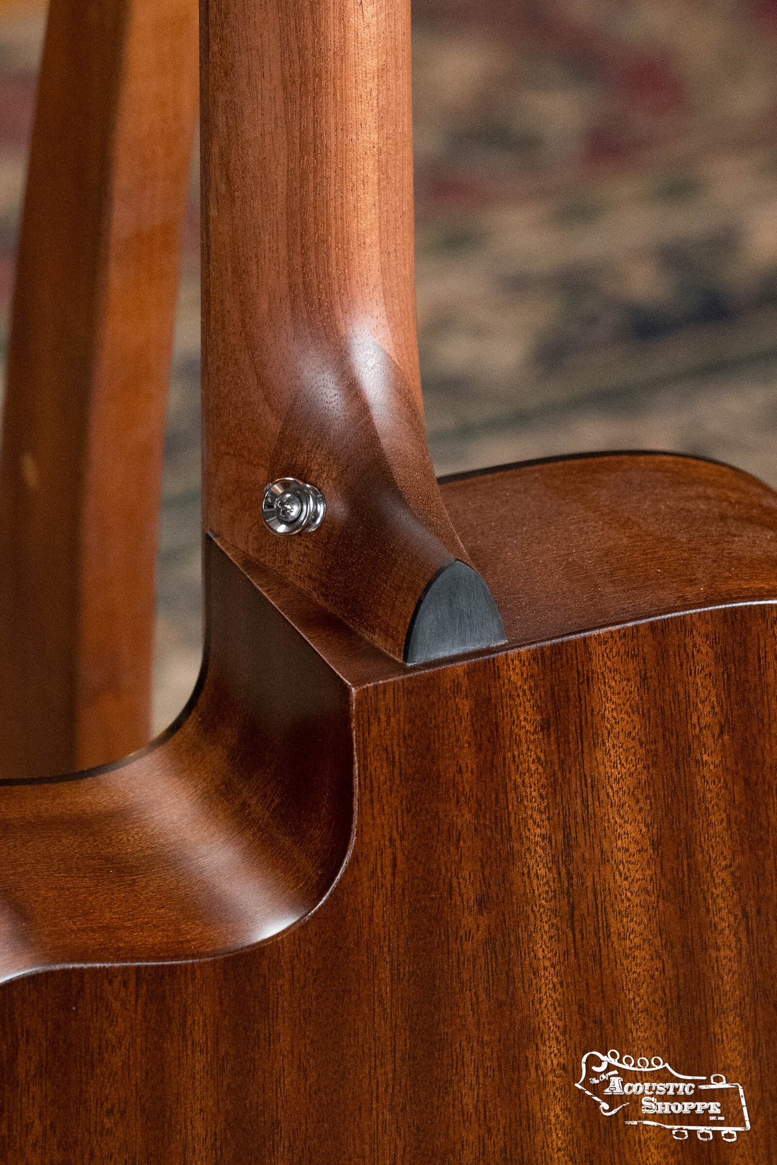 Martin *LIMITED Edition* OMC-10E Special Spruce/Sapele OOO Cutaway Guitar w/Martin E-1 Pickup #0078